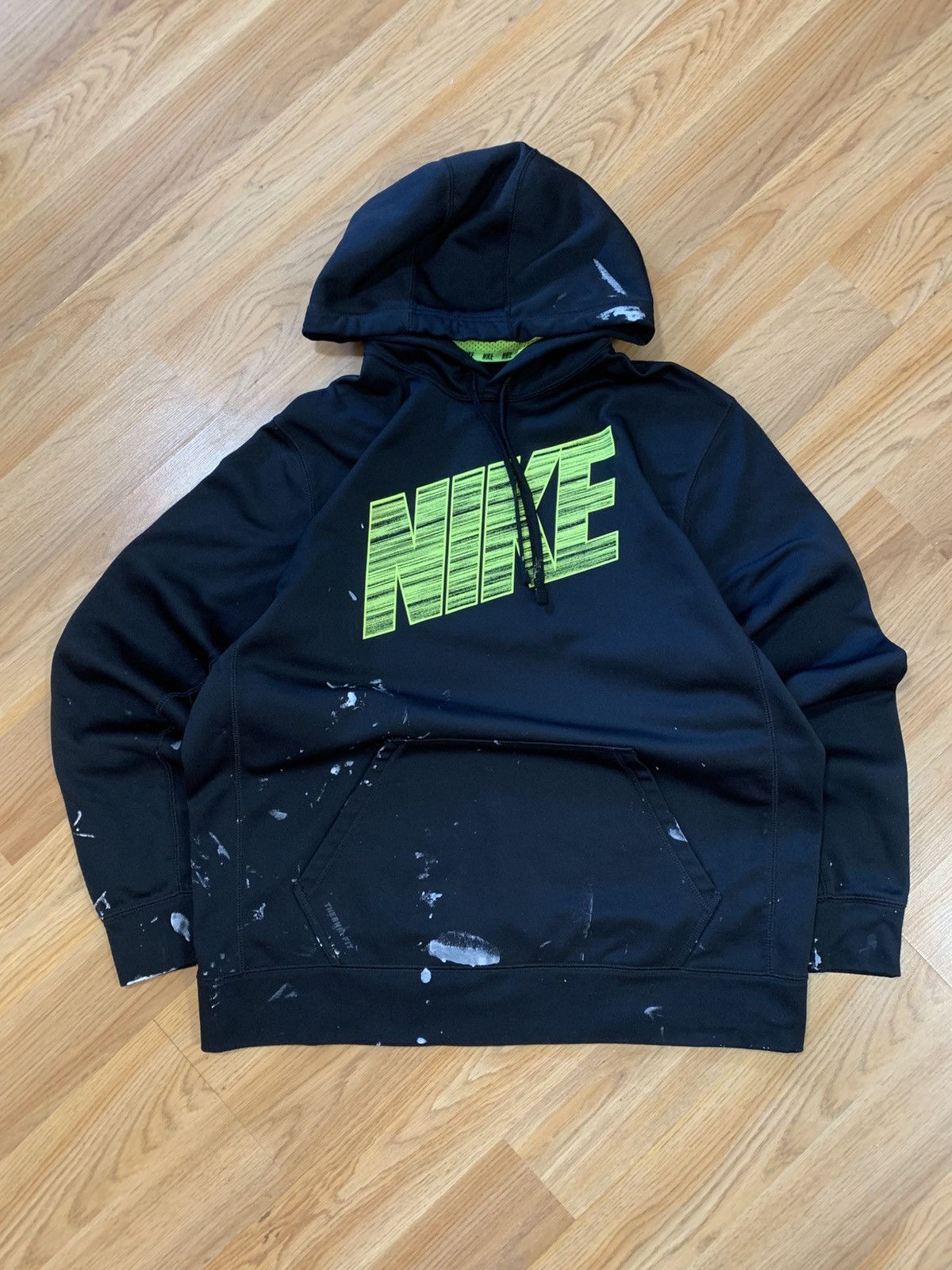 Nike Sz L - Nike Therma-Fit Hoodie Sweatshirt Paint Splatter 2014 Size US L / EU 52-54 / 3 - 1 Thumbnail