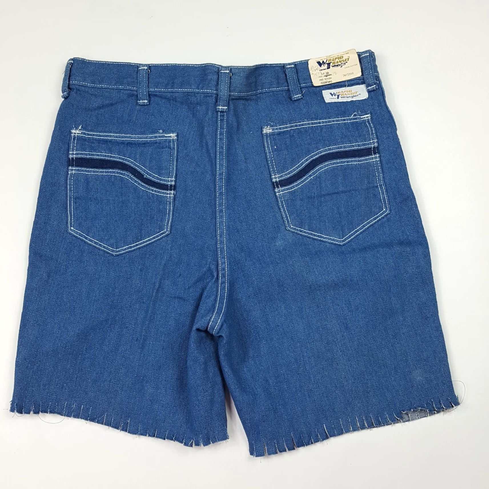 Wrangler VINTAGE Wrangler Cut Off Jeans Shorts Denim 34 Men Blue 80s Western Southwestern Cowboy Jean Shorts Wrangler Shirt Mens Jeans Shorts Size US 34 / EU 50 - 6 Thumbnail
