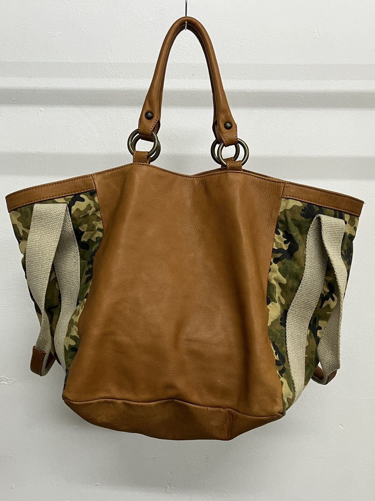 Leather Leather Hybrid Camo Canvas Patina Brown Leather Weekend Bag Size ONE SIZE - 5 Thumbnail