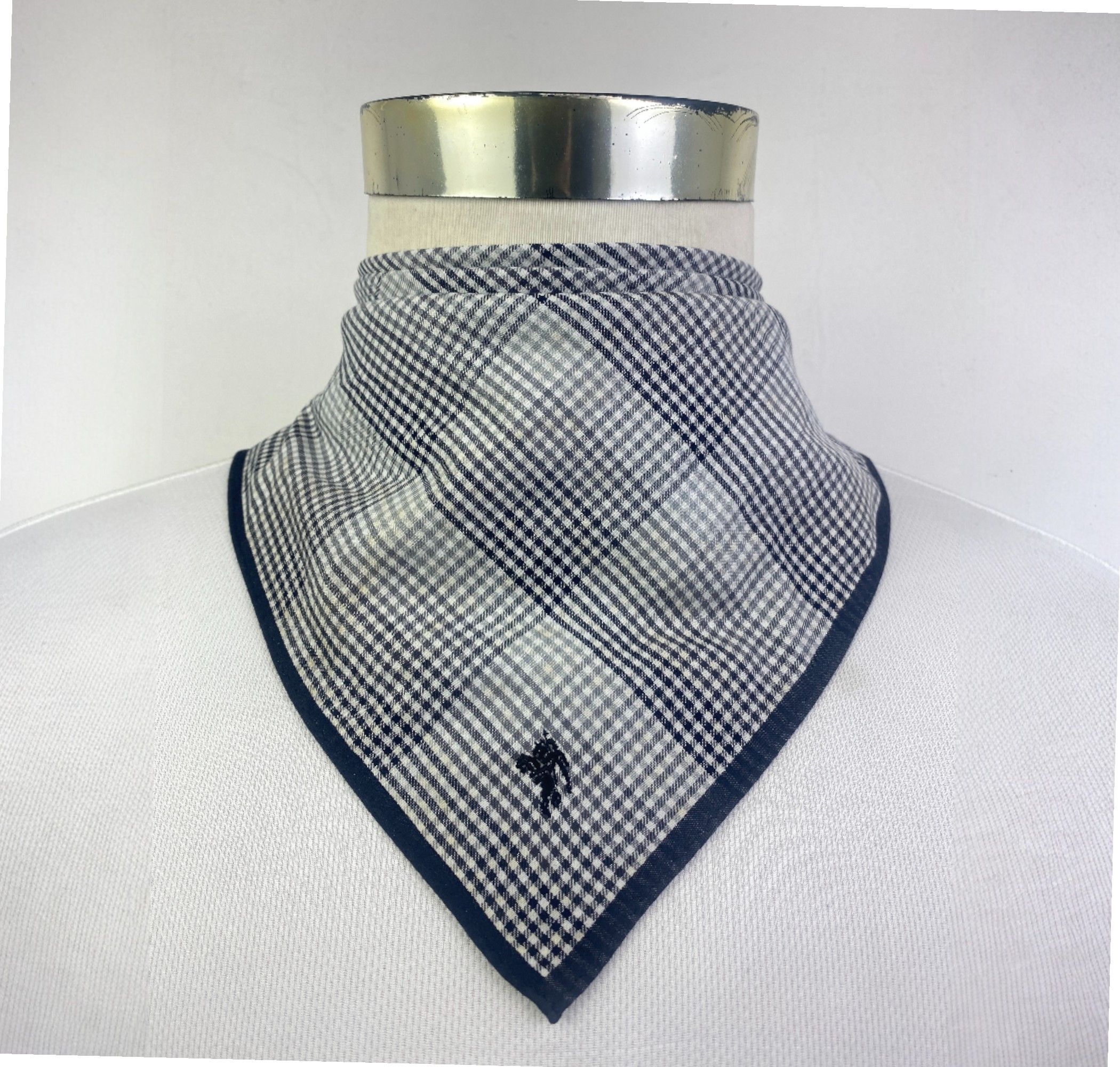 Burberry Vintage Burberry Handkerchief / Neckerchief HKC0998 Size ONE SIZE - 1 Thumbnail