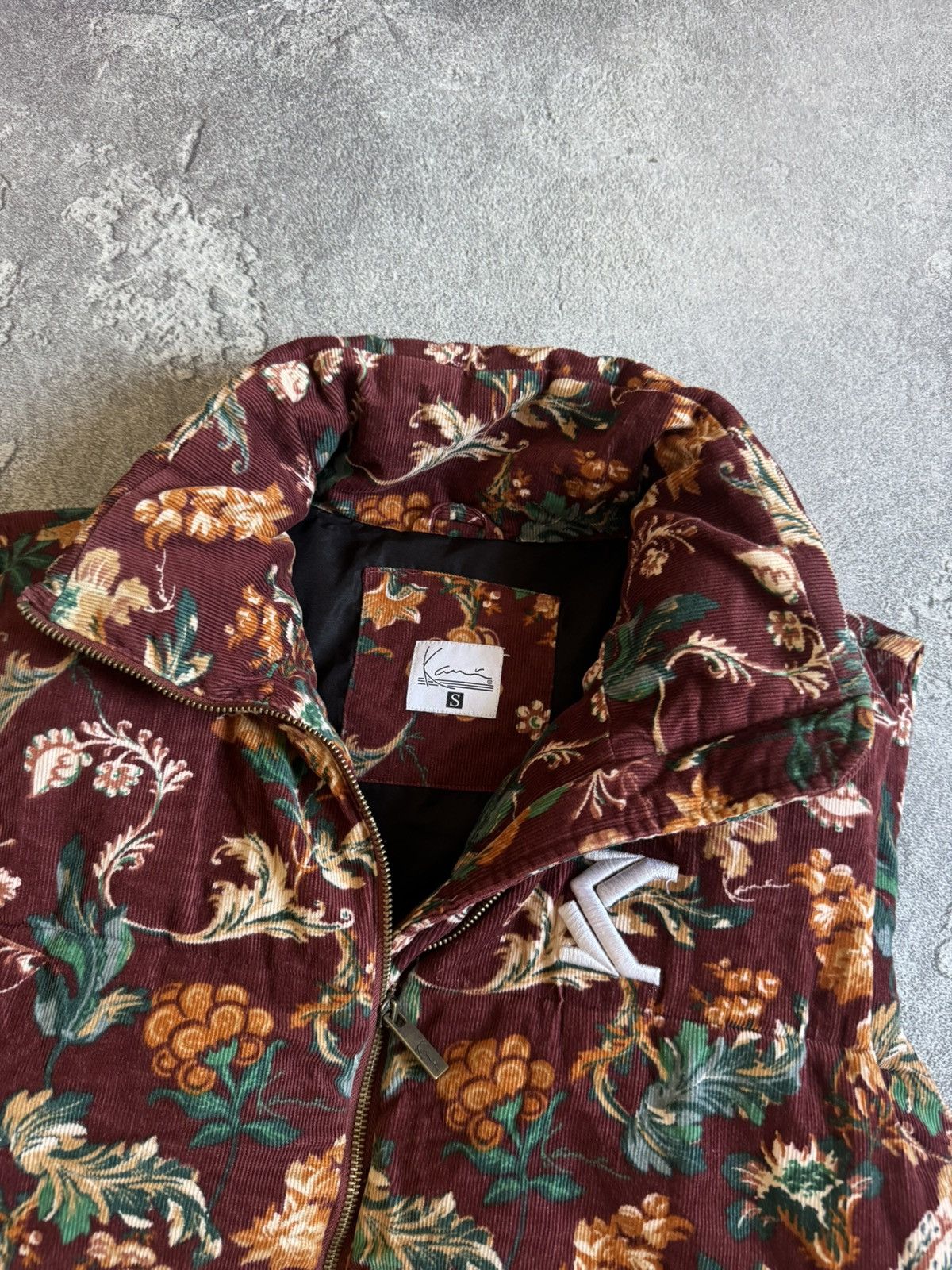 Karl Kani Karl Kani S flowers print velour velvet vest jacket corduroy Size US S / EU 44-46 / 1 - 11 Thumbnail