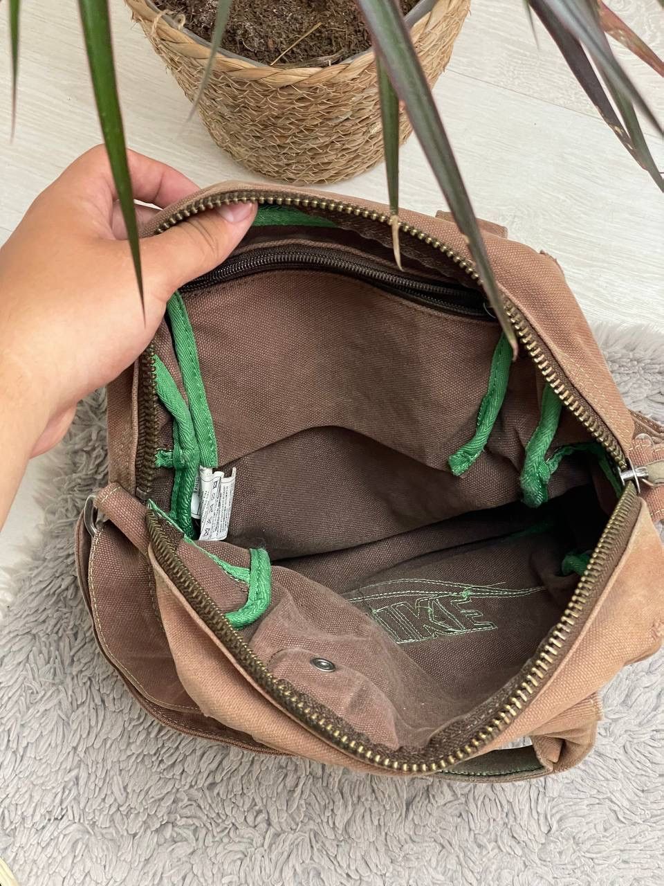 Nike × Vintage Nike Vintage 90’s Crossbody Bag Brown Faded Big Logo Y2k Size ONE SIZE - 7 Thumbnail