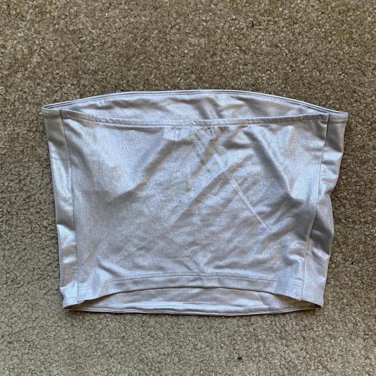 Urban Outfitters Gorgeous Shimmering Silver Tube Top Size XS / US 0-2 / IT 36-38 - 2 Thumbnail