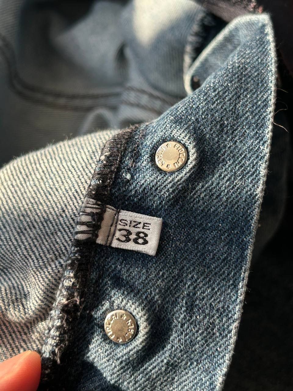 Armani Vintage 90's Armani Jeans Metal Logo Denim Comfort fit Size US 38 / EU 54 - 5 Thumbnail
