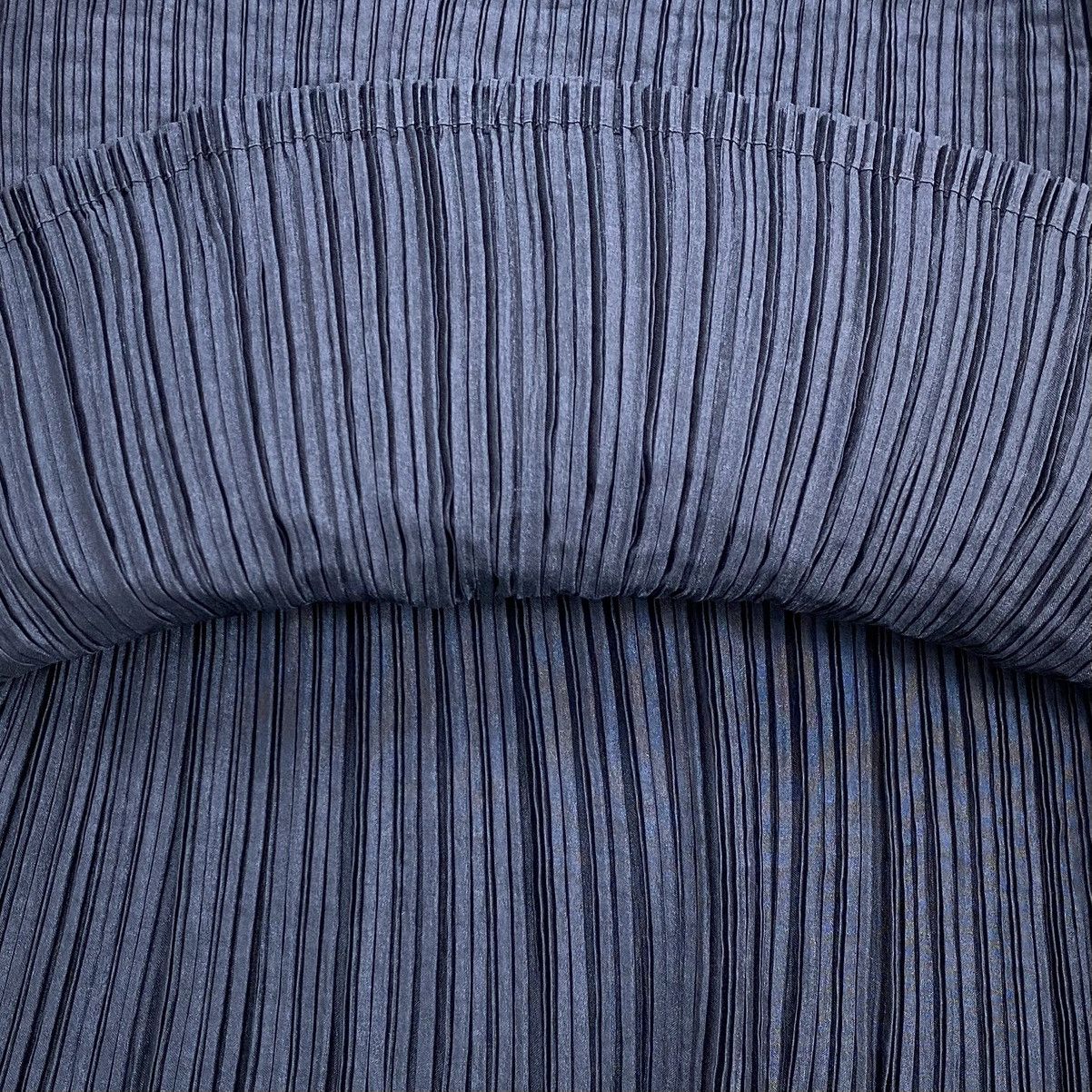 Pleats Please Issey Miyake Vintage Pleats Please Issey Fete Miyake Black V Neck Top🖤 Size US S / EU 44-46 / 1 - 4 Thumbnail