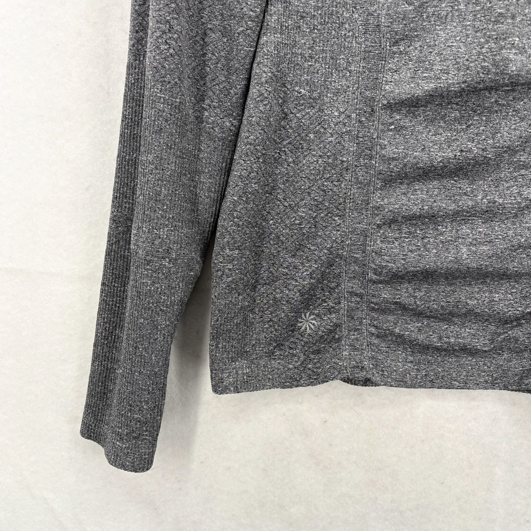 Athleta Athleta Hoodie Womens L Gray Lightweight Ruched Knit Thumbholes Gym Pullover Crew Neck Size L / US 10 / IT 46 - 3 Thumbnail