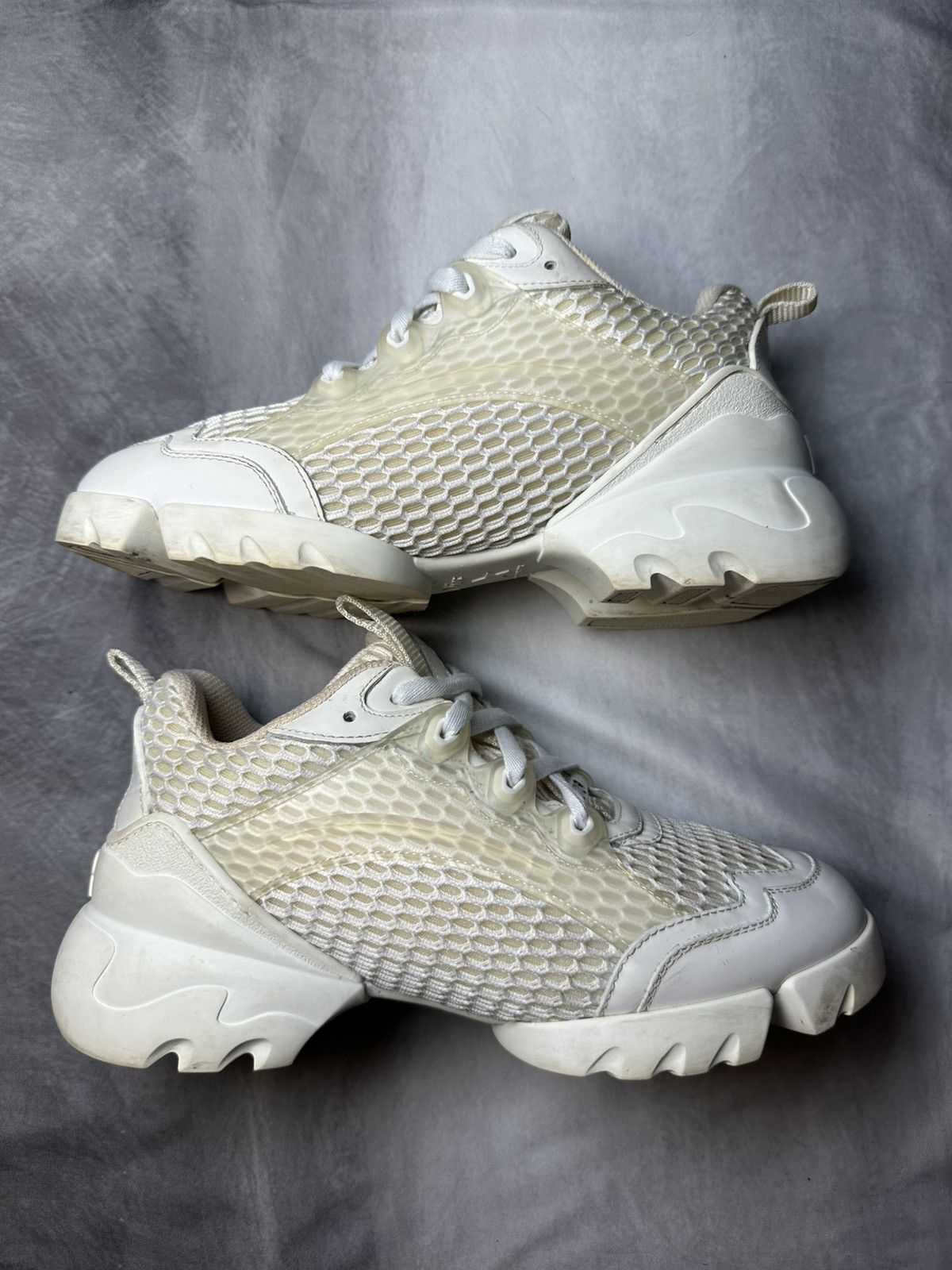 Dior DIOR D-CONNECT LEATHER & MESH SNEAKER Size US 7 / IT 37 - 6 Thumbnail