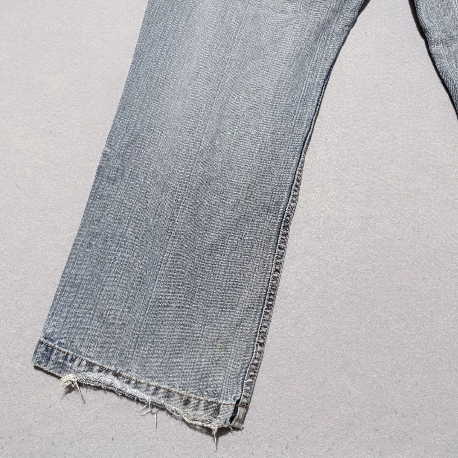 Vintage Mecca Jeans Blue Denim Mid Rise Relaxed Straight Zip Fly Y2K 34x28 Men Jeans Distressed 5-Pocket Denim Zip Closure Vintage No Size US 34 / EU 50 - 7 Thumbnail