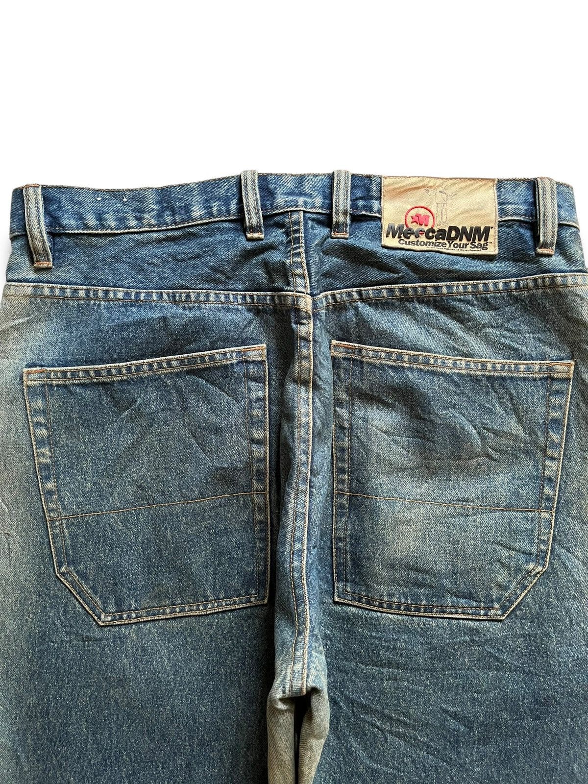Japanese Brand Vintage Japanese Brand Faded Wash Classic Style Baggy Jeans Size US 34 / EU 50 - 8 Thumbnail