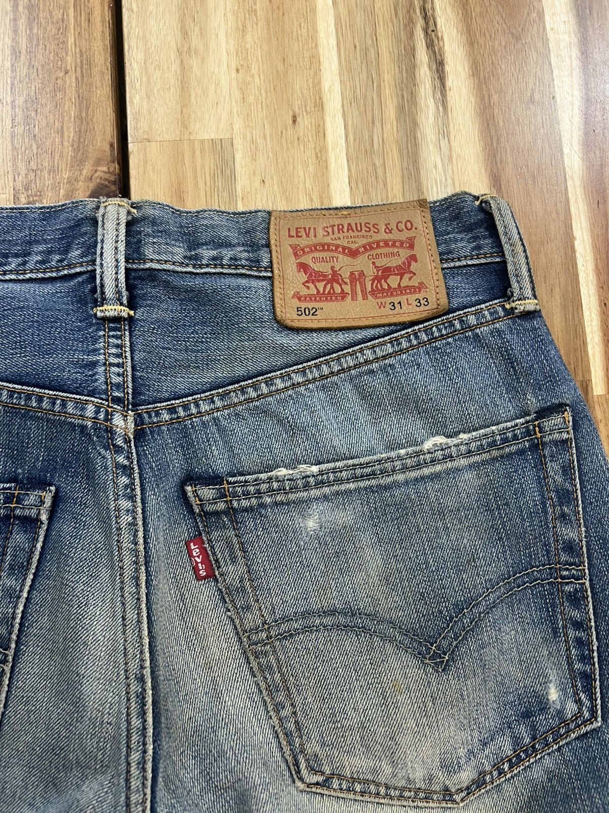 Levi's Vintage Levis 502 Distressed Denim Jeans Size US 31 - 10 Thumbnail