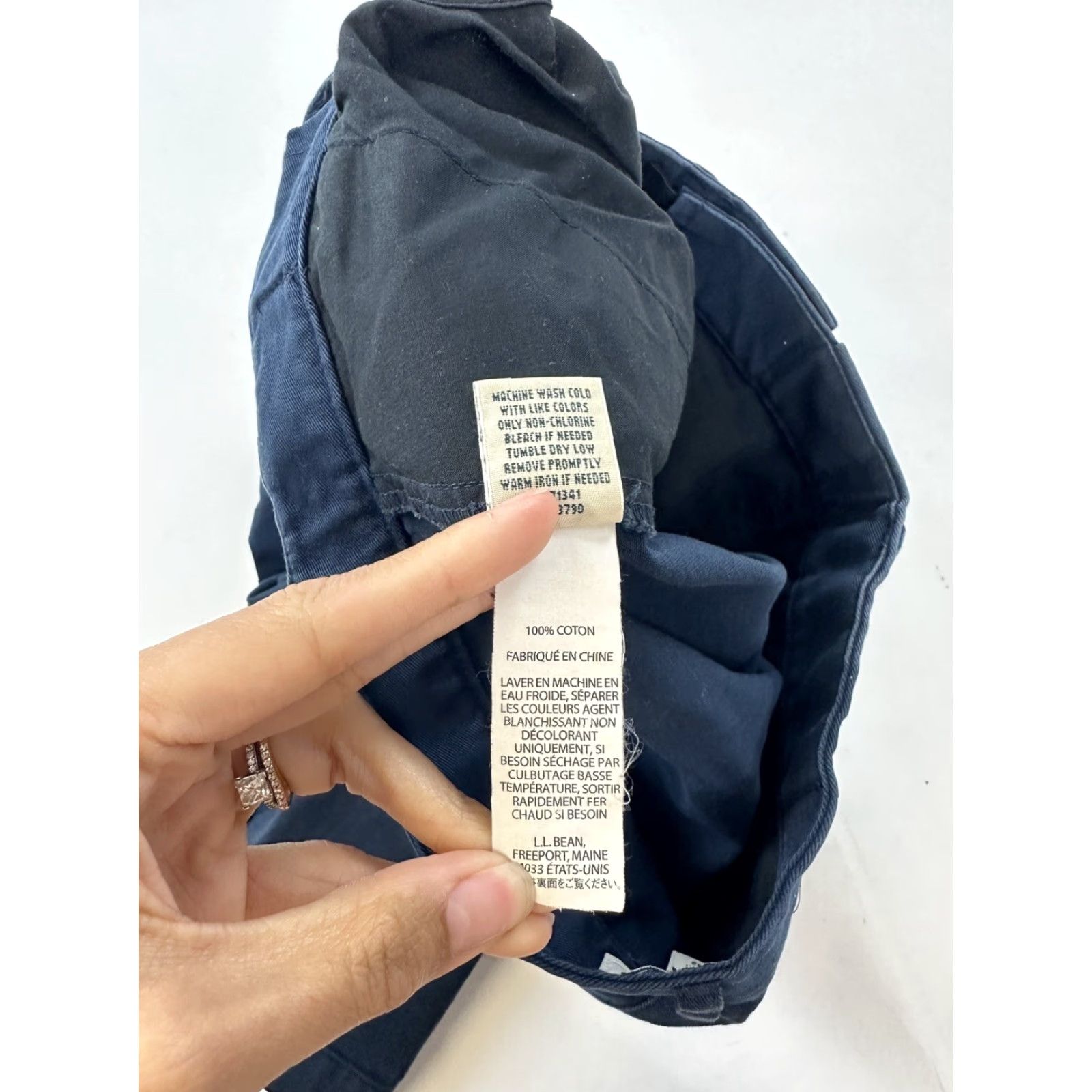 Vintage L.L.Bean Bermuda Shorts Women’s 6P Petite Pleated Blue Bermuda Women 6P Blue L.L.Bean Womens Shorts Petite Pleated Bermuda Blue Size 28" / US 6 / IT 42 - 5 Thumbnail