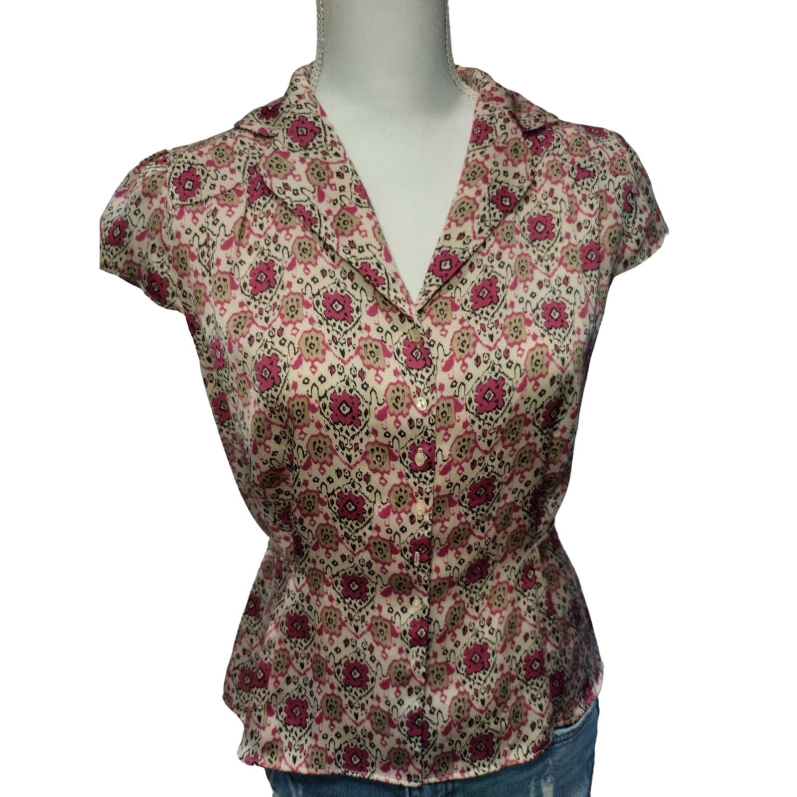 Ann Taylor Ann Taylor Loft Women Button Down Top Cap Sleeve Floral Pink Size S / US 4 / IT 40 - 1 Thumbnail
