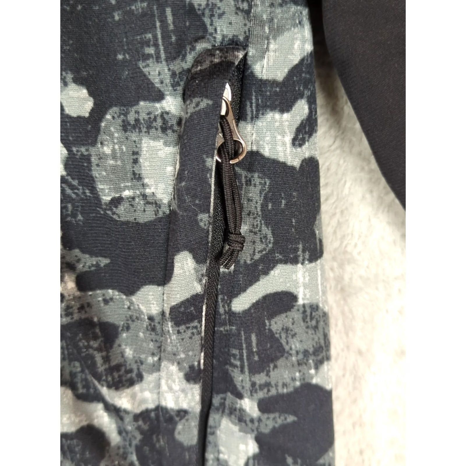 The North Face The North Face Hoodie Fleece Full Zip Men’s Medium Black Camouflage Pockets Hood Drawstring Outdoor Hiking Jacket Size US M / EU 48-50 / 2 - 3 Thumbnail