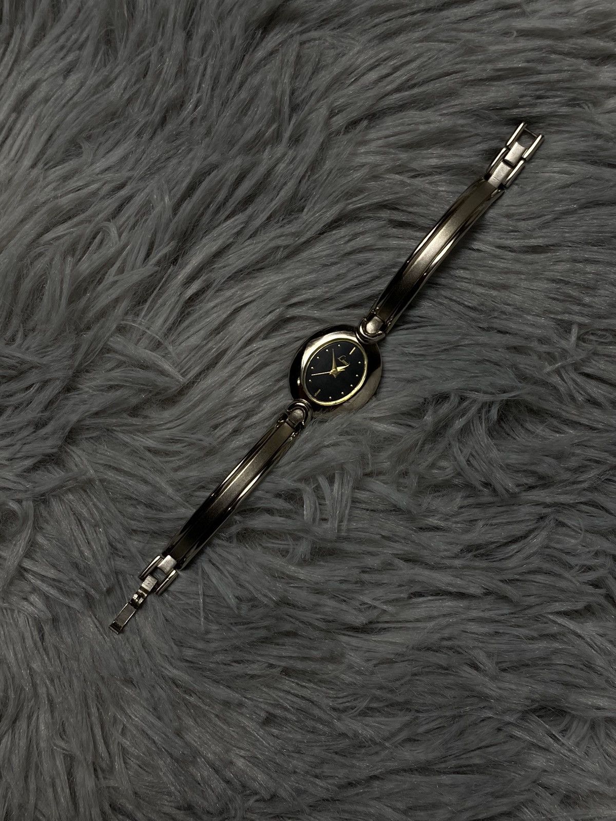 Japanese Brand × Jewelry × Vintage Japanese Futuristic Vintage Elegant Bracelet Watch Size ONE SIZE - 8 Thumbnail