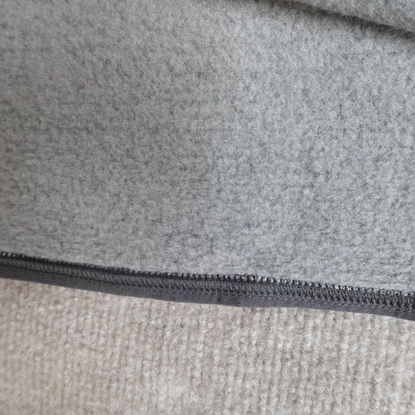 Under Armour Under Armour Pullover Sweatshirt 1/4 Zip Gray Medium ColdGear Men Regular Style: Pullover, Heat Gear, 1/4 Zip, Activewear Size US M / EU 48-50 / 2 - 6 Thumbnail