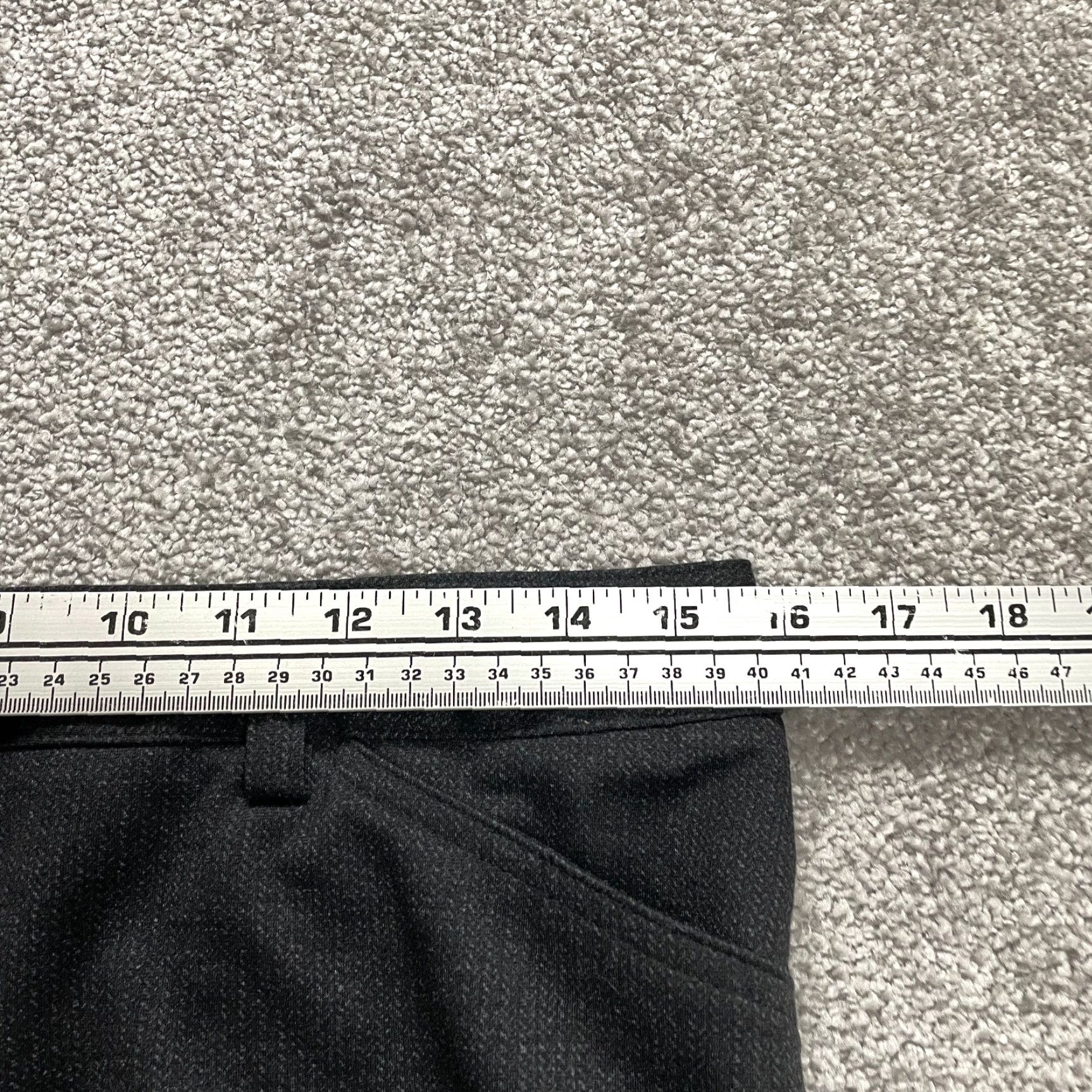 Andrew Marc Andrew Marc Pants Size 8 32x29 Black Solid Polyester Blend Stretch Womens Size 30" / US 8 / IT 44 - 6 Thumbnail