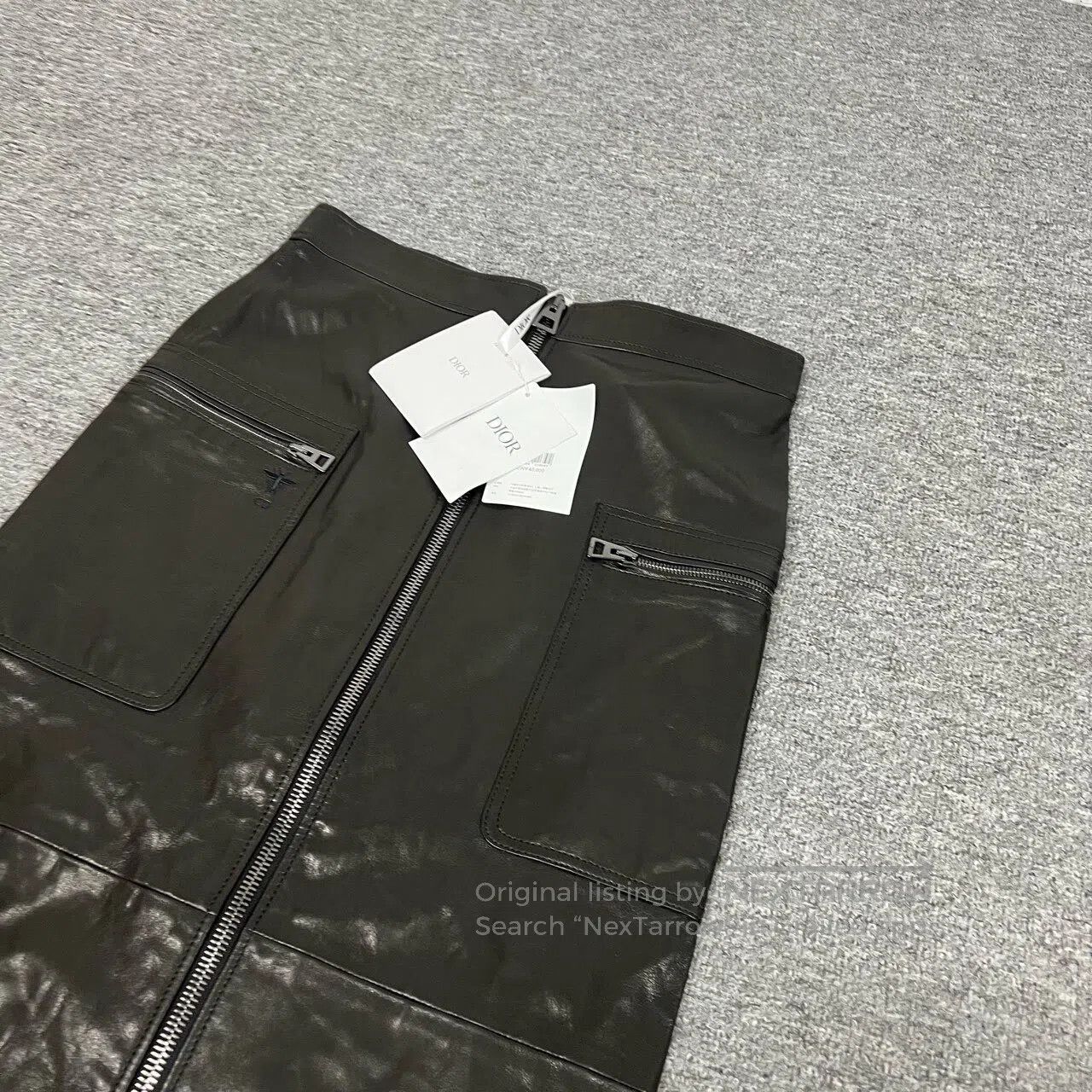 Dior Dior size 36 Little bee embroidery black leather skirt| Size 28" / US 6 / IT 42 - 3 Thumbnail