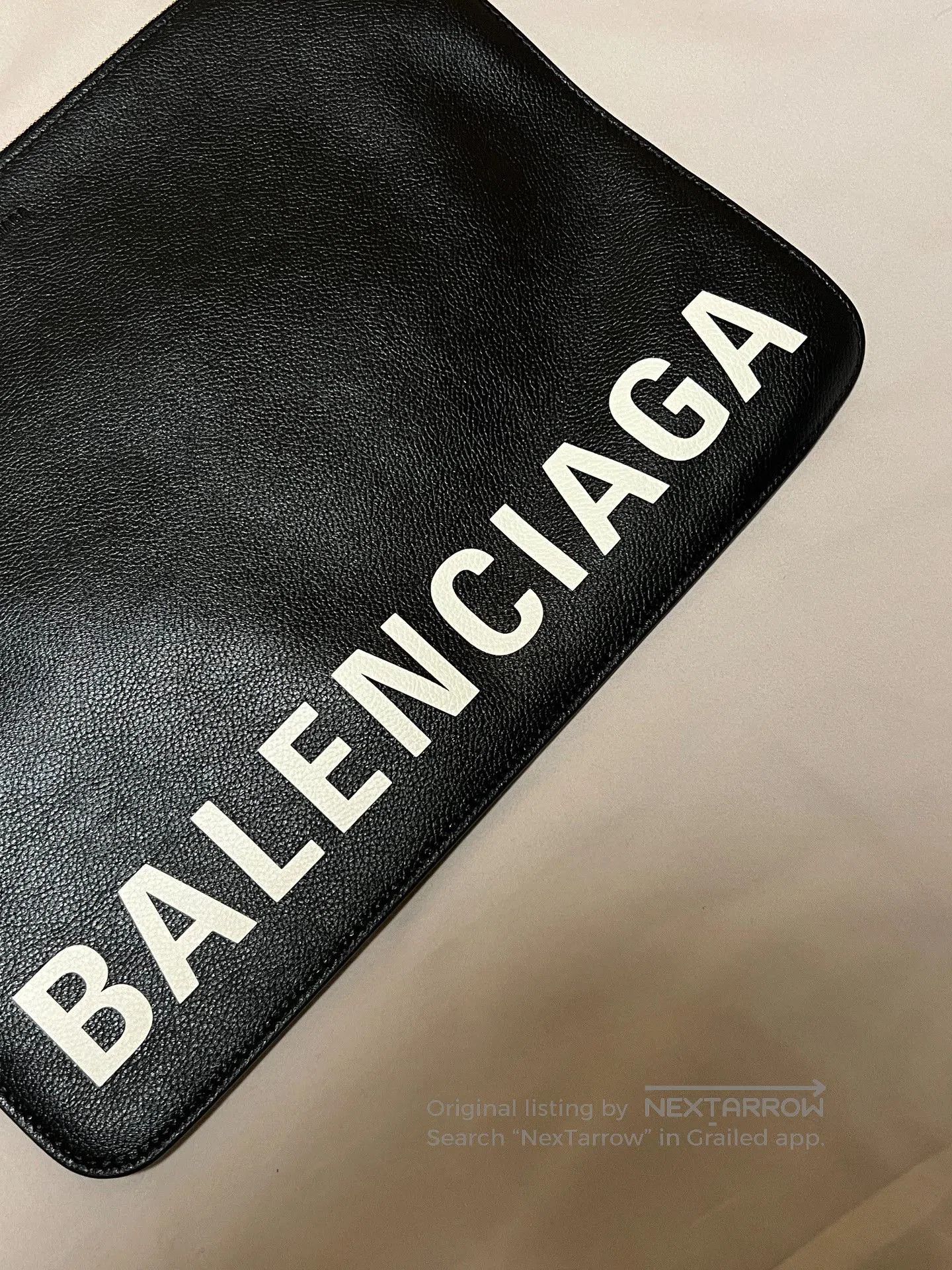Balenciaga Balenciaga Logo Tote Bag Black White. Size ONE SIZE - 5 Thumbnail