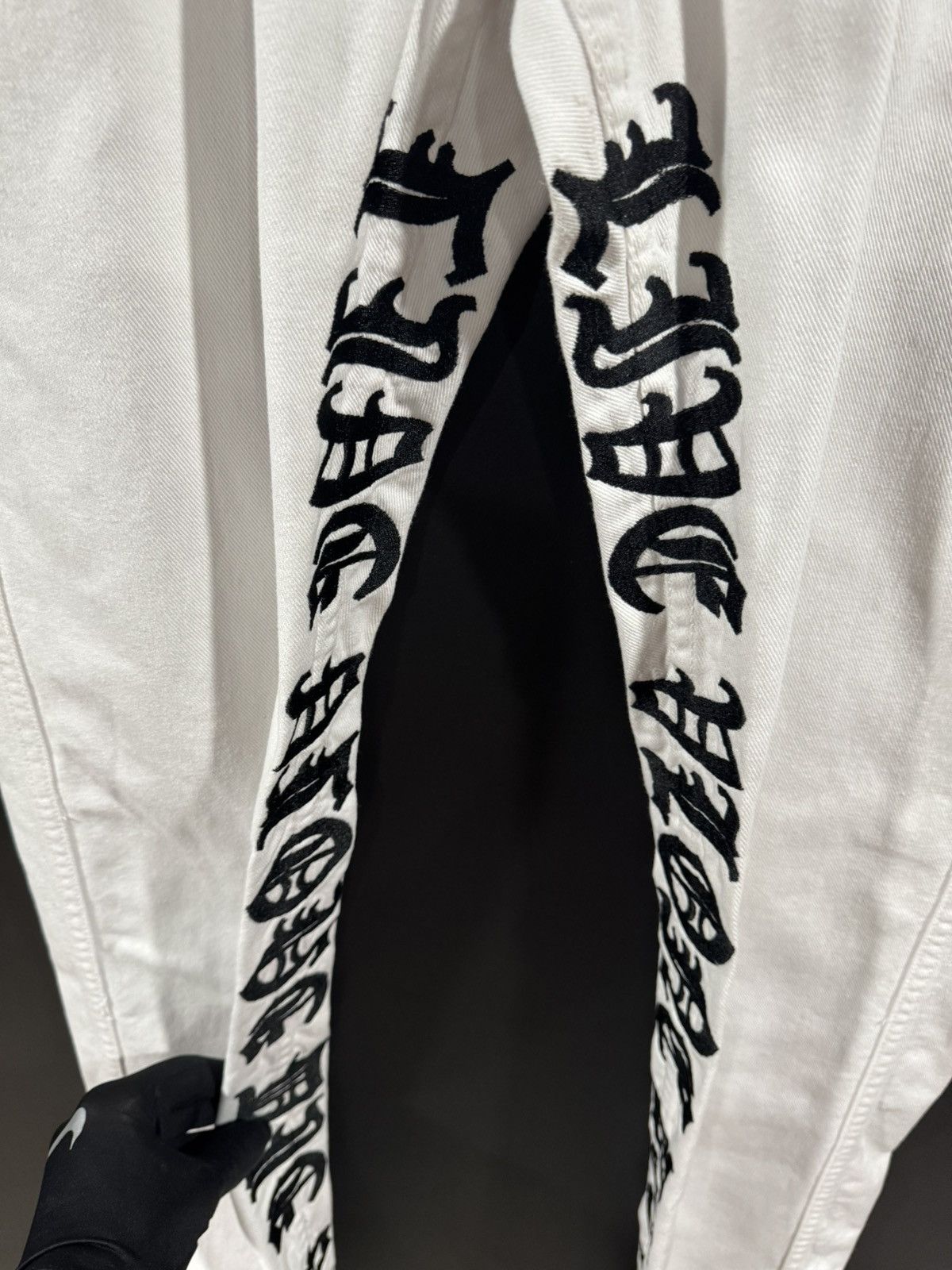 Vlone VLONE Old English Stacked Extended White Denim Jeans XXL Size US 38 / EU 54 - 4 Thumbnail