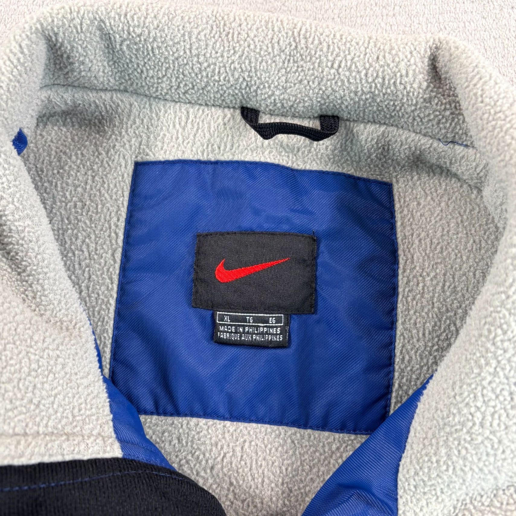 Nike VINTAGE Nike Jacket Mens XL Blue Full Zip Fleece Lined 90s Swoosh Logo Jacket Size US L / EU 52-54 / 3 - 2 Thumbnail