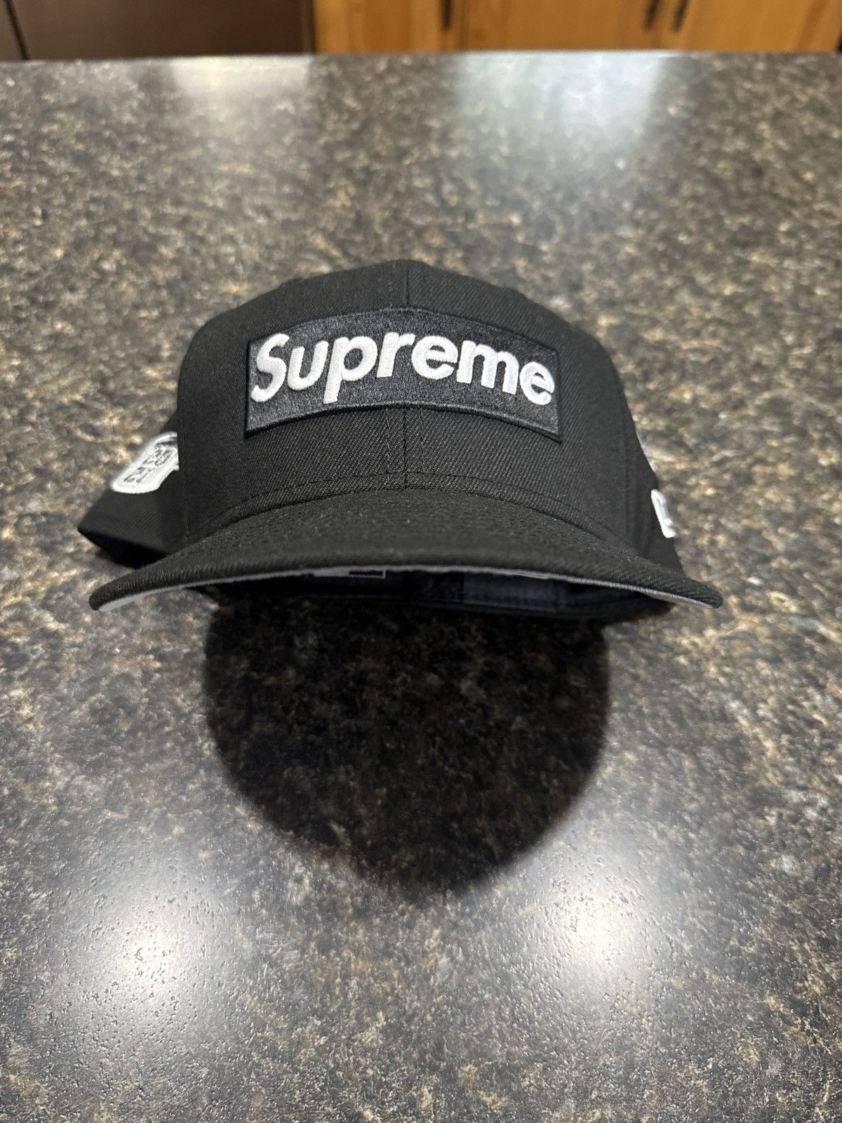 MLB × New Era × Supreme Supreme Jerseys Box Logo New Era Fitted Hat Size ONE SIZE - 8 Thumbnail