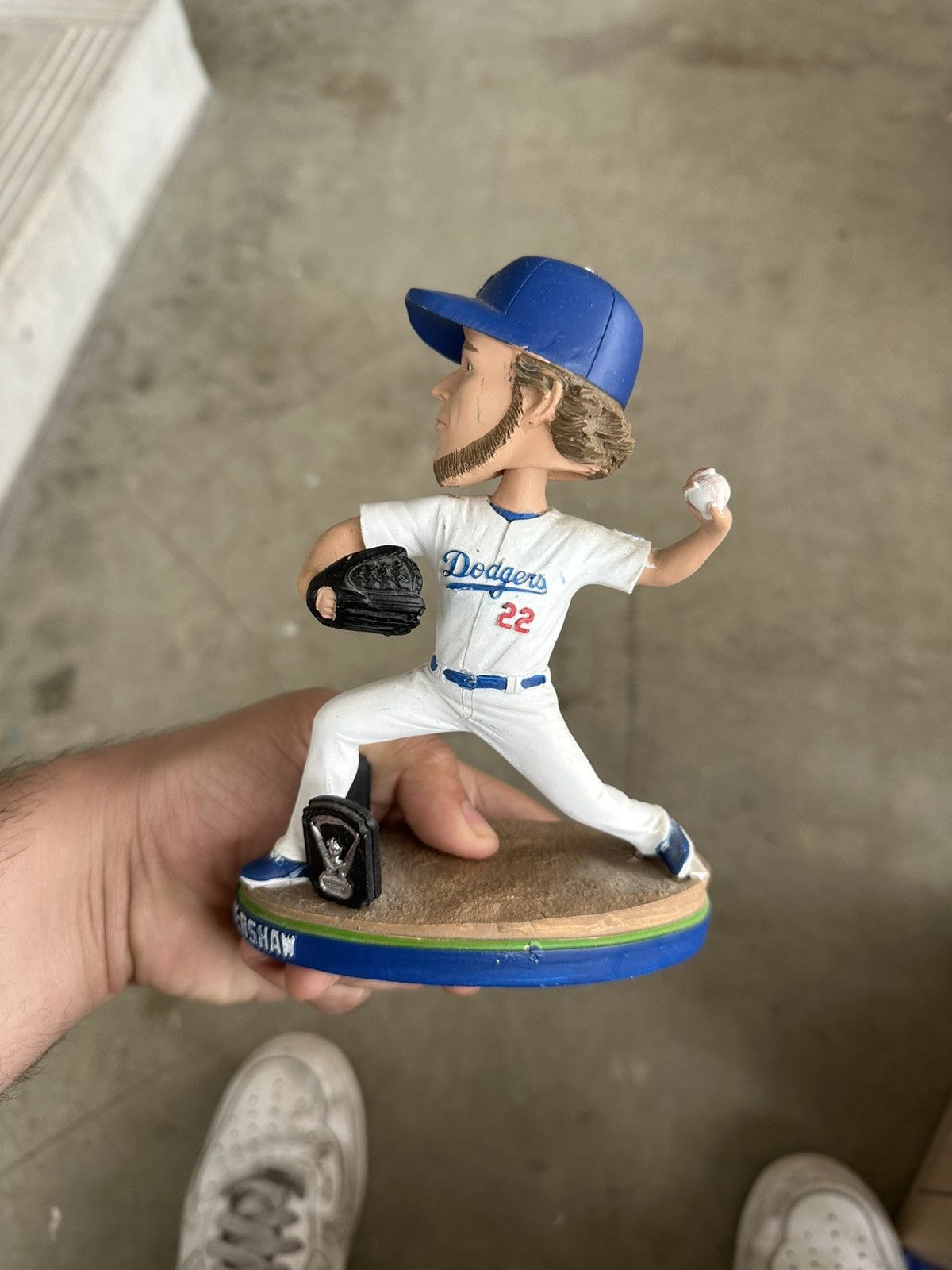 MLB Clayton Kershaw MLB Los Angeles DodgersCy Young Bobblehead Size ONE SIZE - 2 Thumbnail