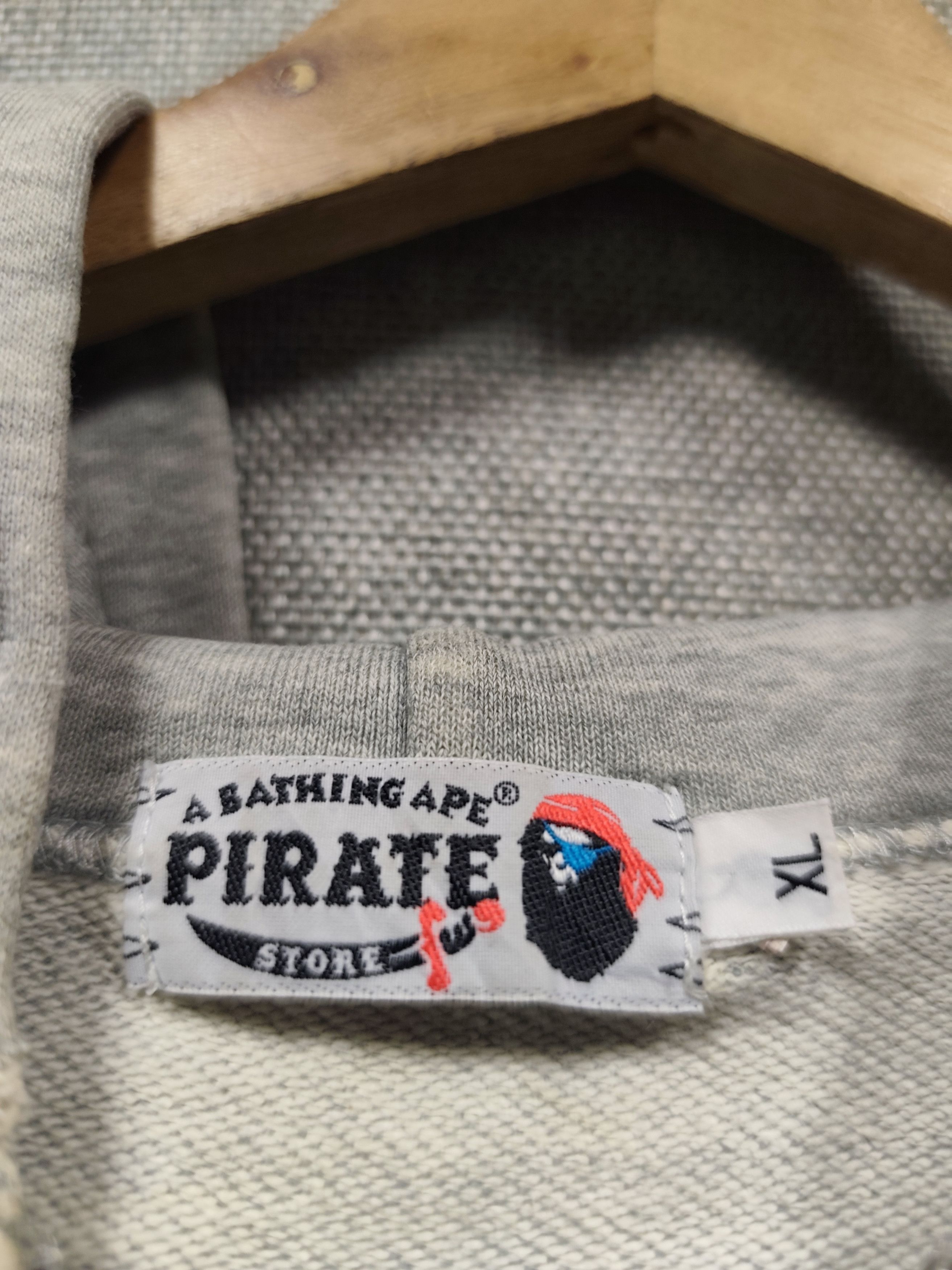 Bape Vintage bape pirate hoodie distressed Size US M / EU 48-50 / 2 - 5 Thumbnail