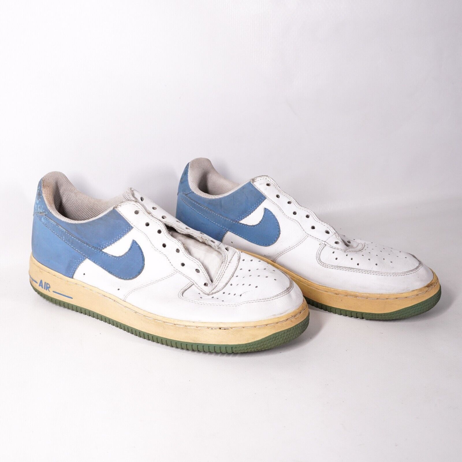 Nike Nike Air Force 1 Athletic Low Sneakers Men 11.5 Casual Shoes Size US 11.5 / EU 44-45 - 1 Thumbnail