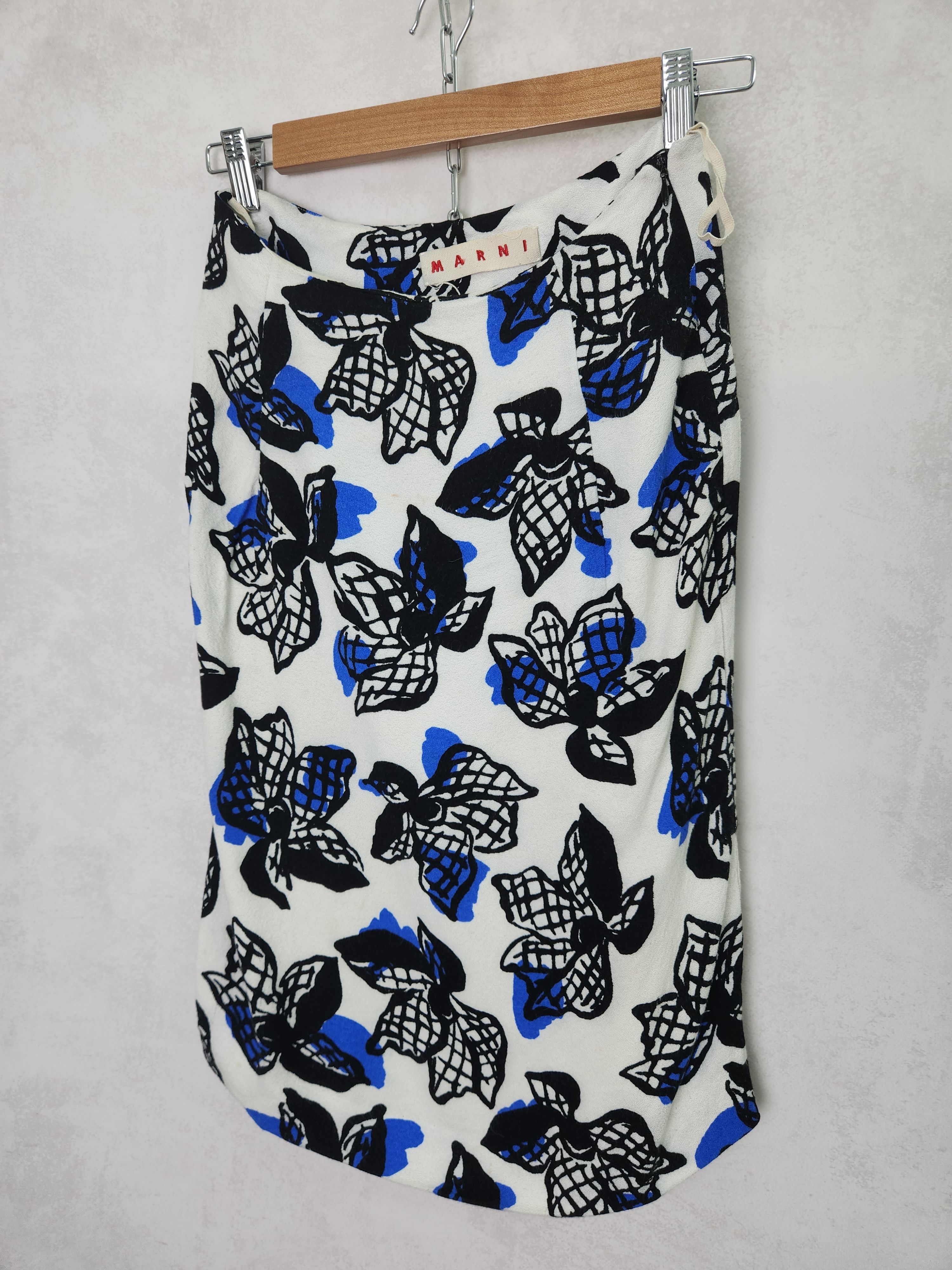 Marni Marni Viscosce floral A line skirt size 40 Size 27" / US 4 / IT 40 - 2 Thumbnail