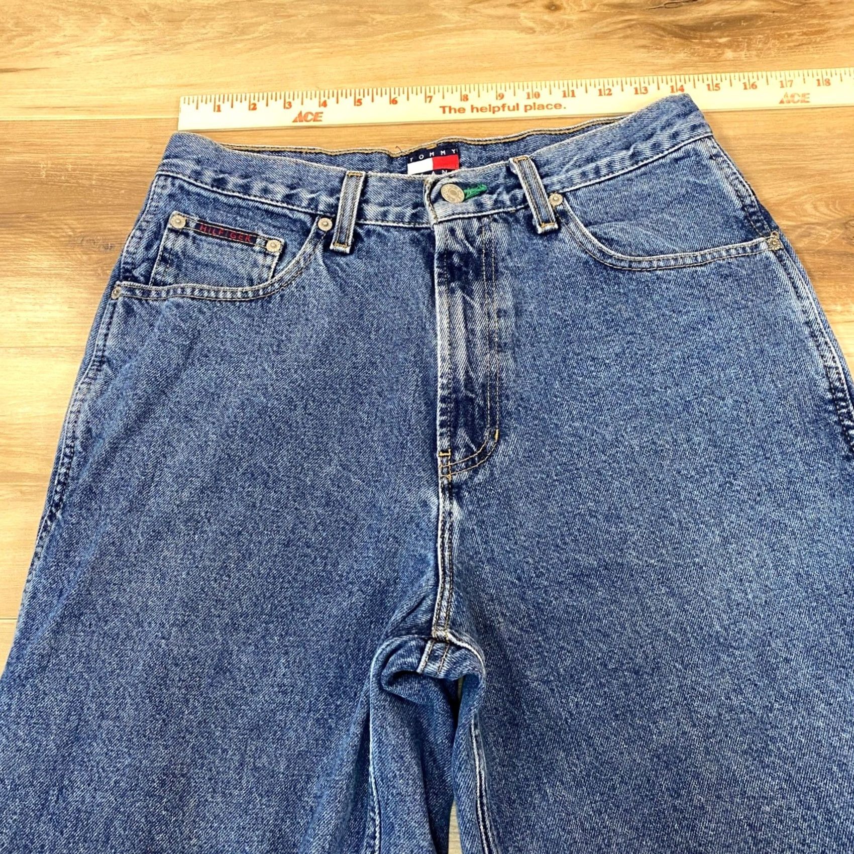 Tommy Hilfiger VINTAGE Tommy Hilfiger Jeans Mens Wide-Leg 30x27.5 Denim Blue 90s Y2K Carpenter Workwear Hip Hop Skate Baggy Relazed Fit Mens Size US 30 / EU 46 - 2 Thumbnail