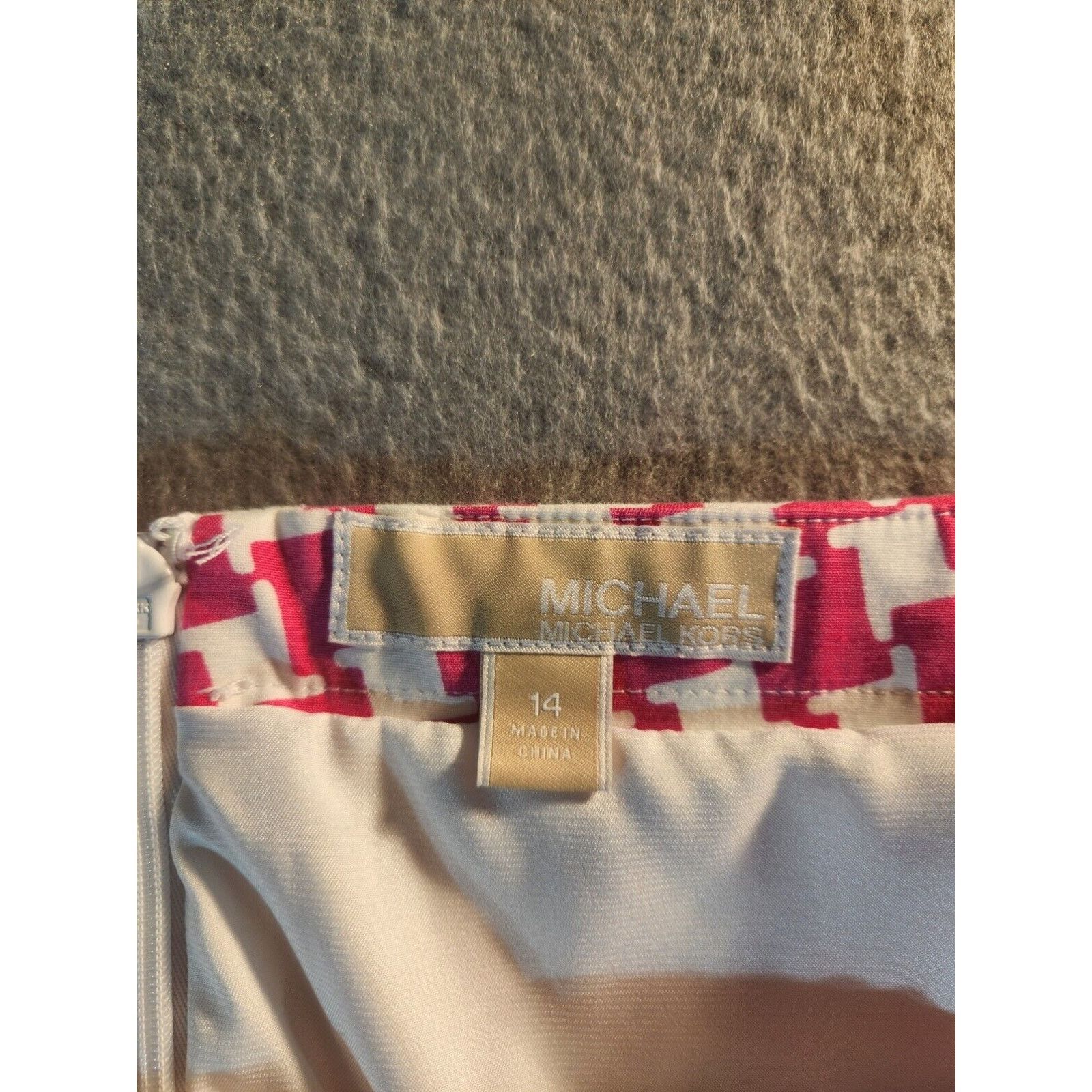 Michael Kors MICHAEL KORS NW0T WOMEN'S PINK MINI SKIRT Size 14 Size 36" / US 14 / IT 50 - 4 Thumbnail