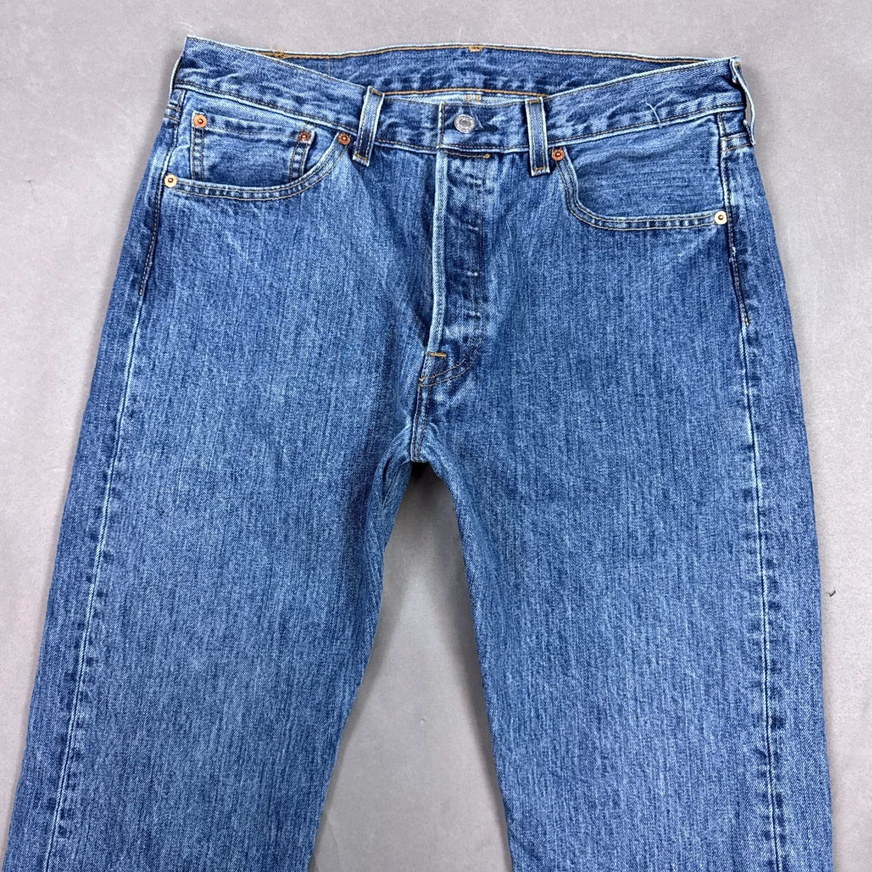 Levi's Levi's 501 Jeans Men 34x30 Denim Straight Button Fly Classic 5-Pocket Blue Denim Pant Regular Size Mens Size US 34 / EU 50 - 4 Thumbnail