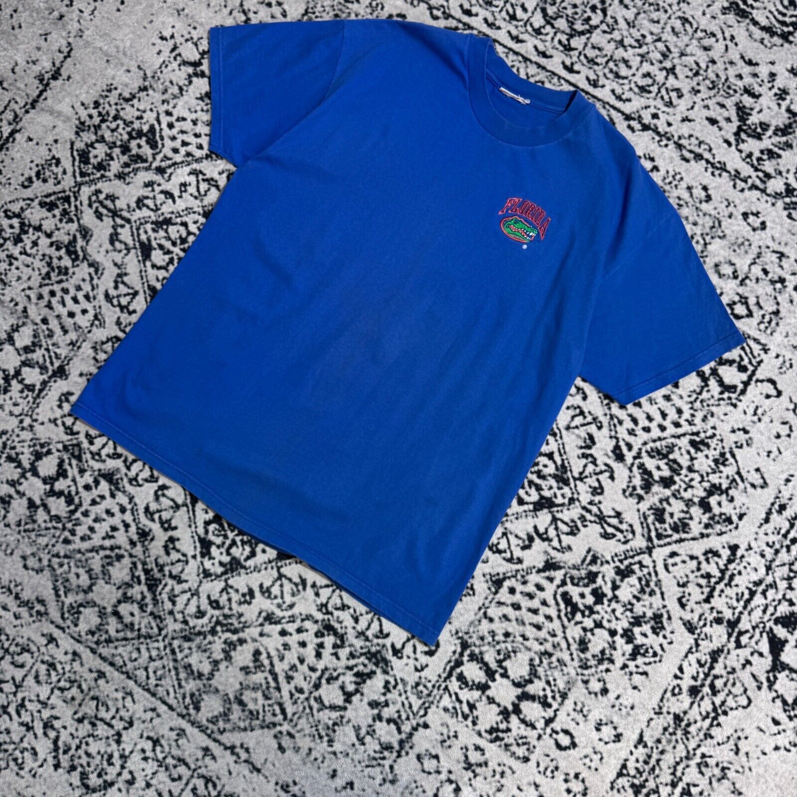 Vintage Vintage Blue Cotton T-Shirt Size XL Florida Gators Y2K 90s Size US XL / EU 56 / 4 - 2 Thumbnail