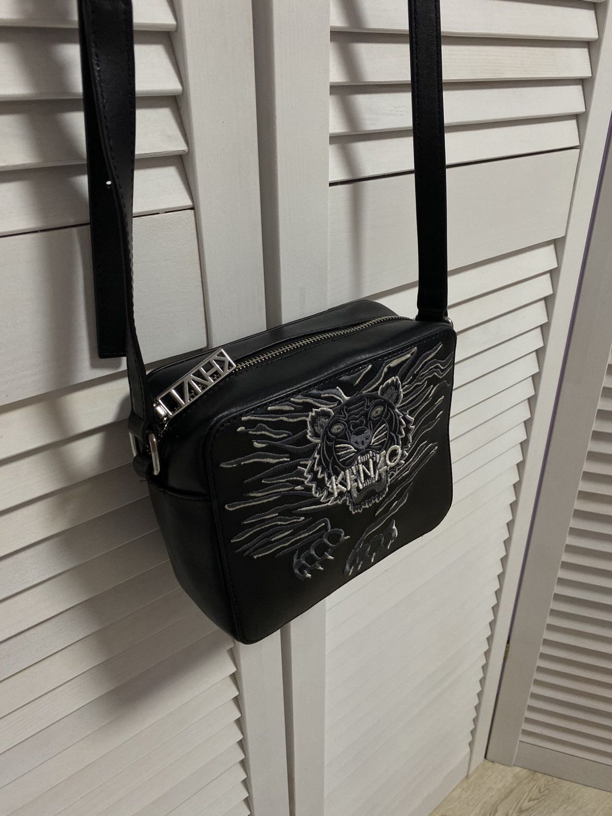 Kenzo Leather Sling Bag Kenzo Exterior Messenger Tiger Crossbody Size ONE SIZE - 4 Thumbnail