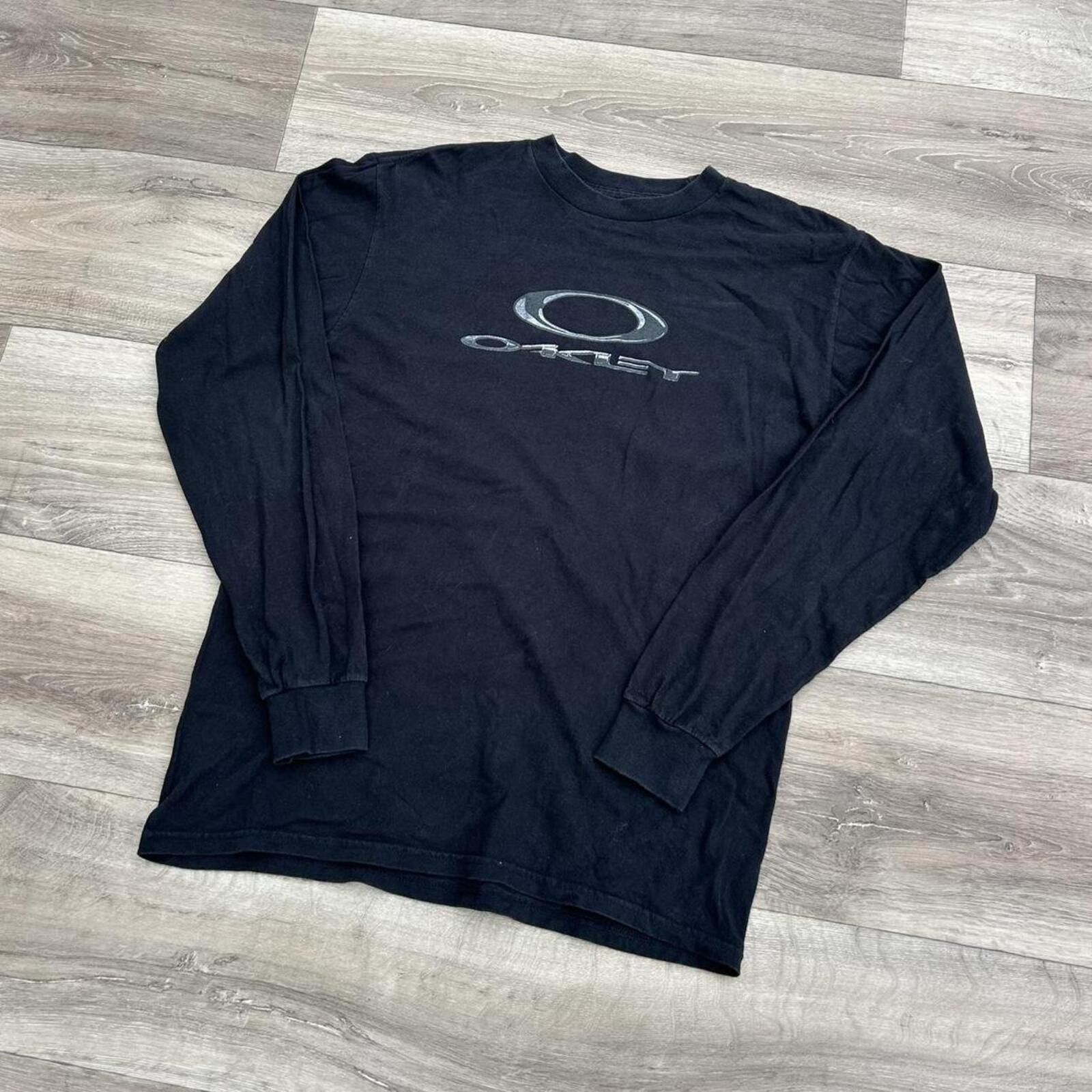 Oakley Vintage 90’s Y2k Oakley Software black chrome long sleeve M Size US M / EU 48-50 / 2 - 3 Thumbnail
