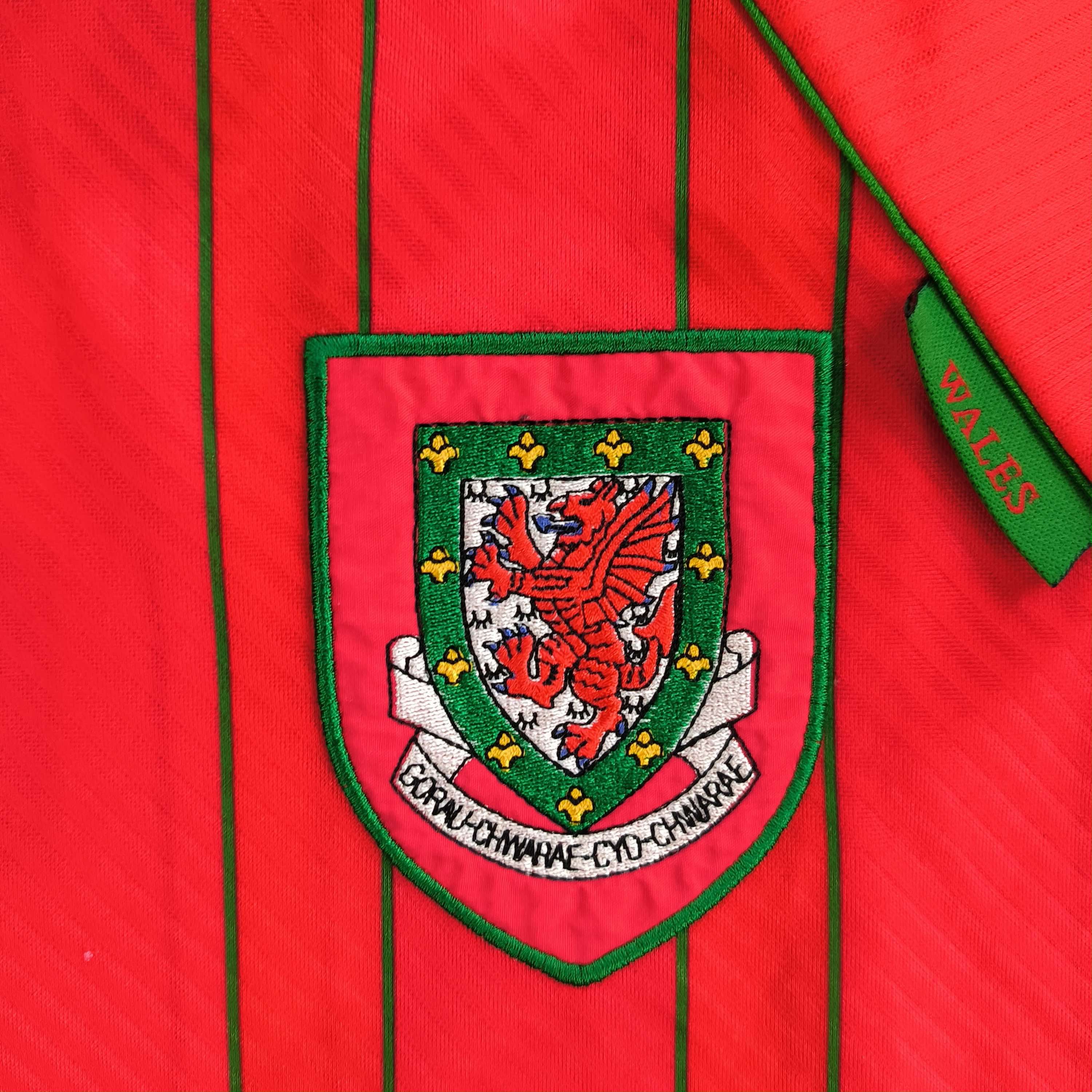 Umbro Wales 1994-96 Umbro home #9 football jersey shirt size XL Size US XL / EU 56 / 4 - 3 Thumbnail
