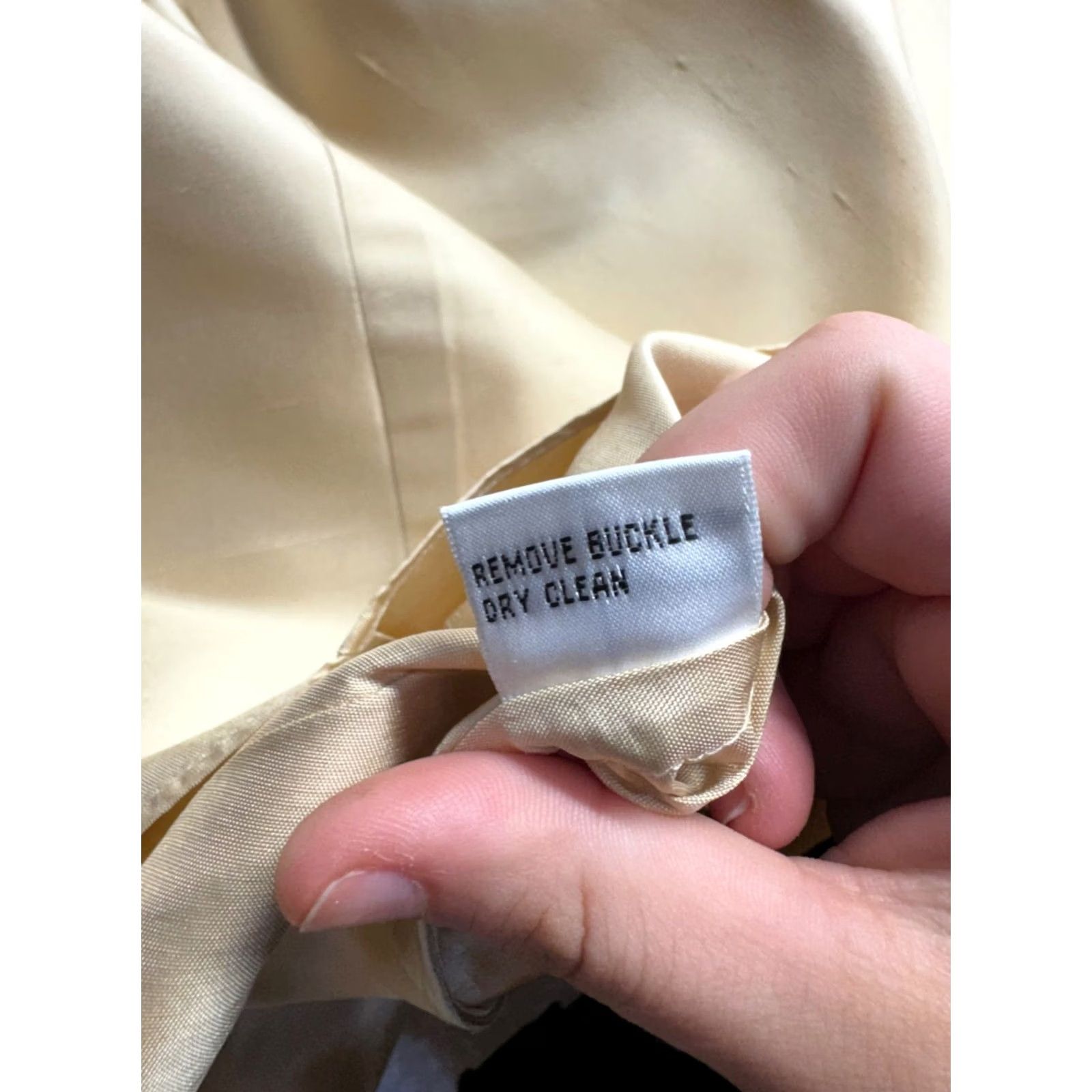 Talbots Talbots Blouse Silk Size 12 Champagne Womens 12 Silk Blouse Petites Tie Waist Stains Pre-Owned Fair Size XL / US 12-14 / IT 48-50 - 5 Thumbnail