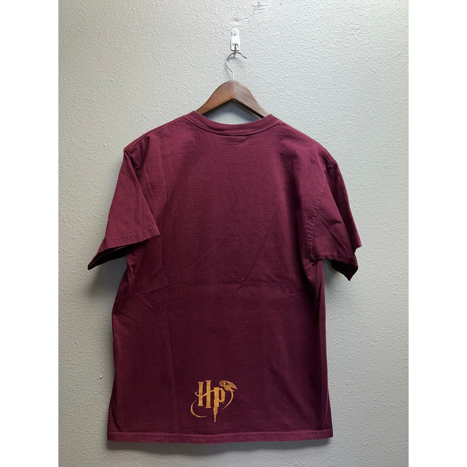 Vintage Vintage Harry Potter Shirt Seeker Movie Promo Maroon Mens L Size US L / EU 52-54 / 3 - 8 Thumbnail