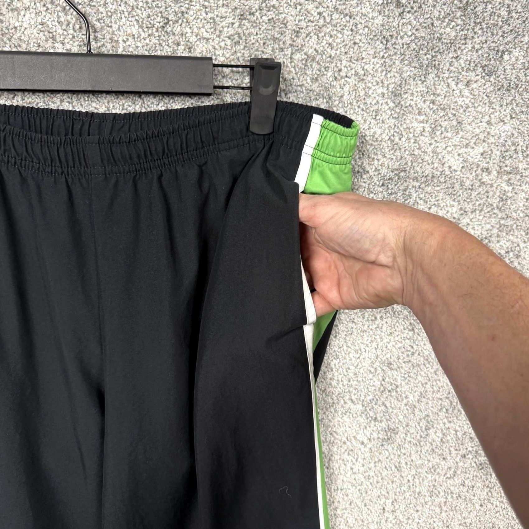 Nike Vtg Nike Track Pants XL 34x29.5 Black Men Regular Size 34 Inseam 29 Nike Swoosh Pockets Side Stripe Athletic Athleisure Retro Vintage Casual Updated Size US 36 / EU 52 - 7 Thumbnail
