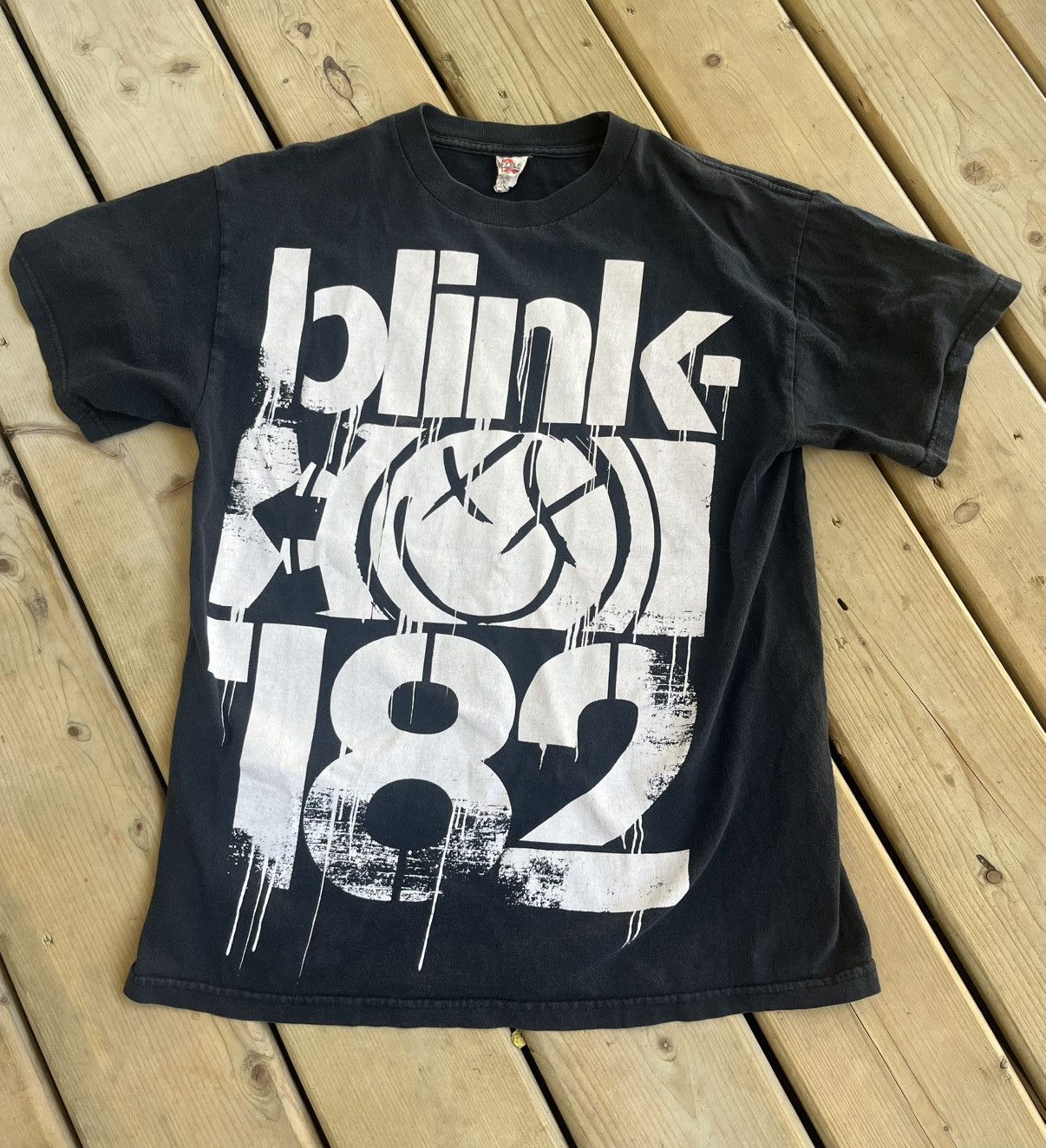 Other VINTAGE Y2K BLINK 182 CONCERT TOUR BAND TEE Size US M / EU 48-50 / 2 - 1 Thumbnail