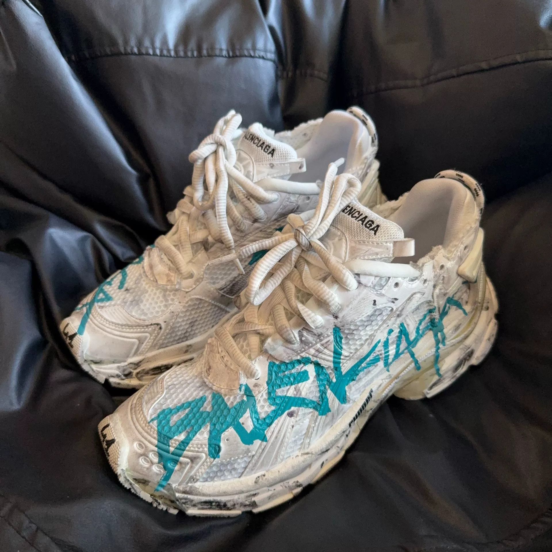 Balenciaga Balenciaga Running White Lowtop Sneakers 41 Men Size US 8.5 / EU 41-42 - 1 Thumbnail