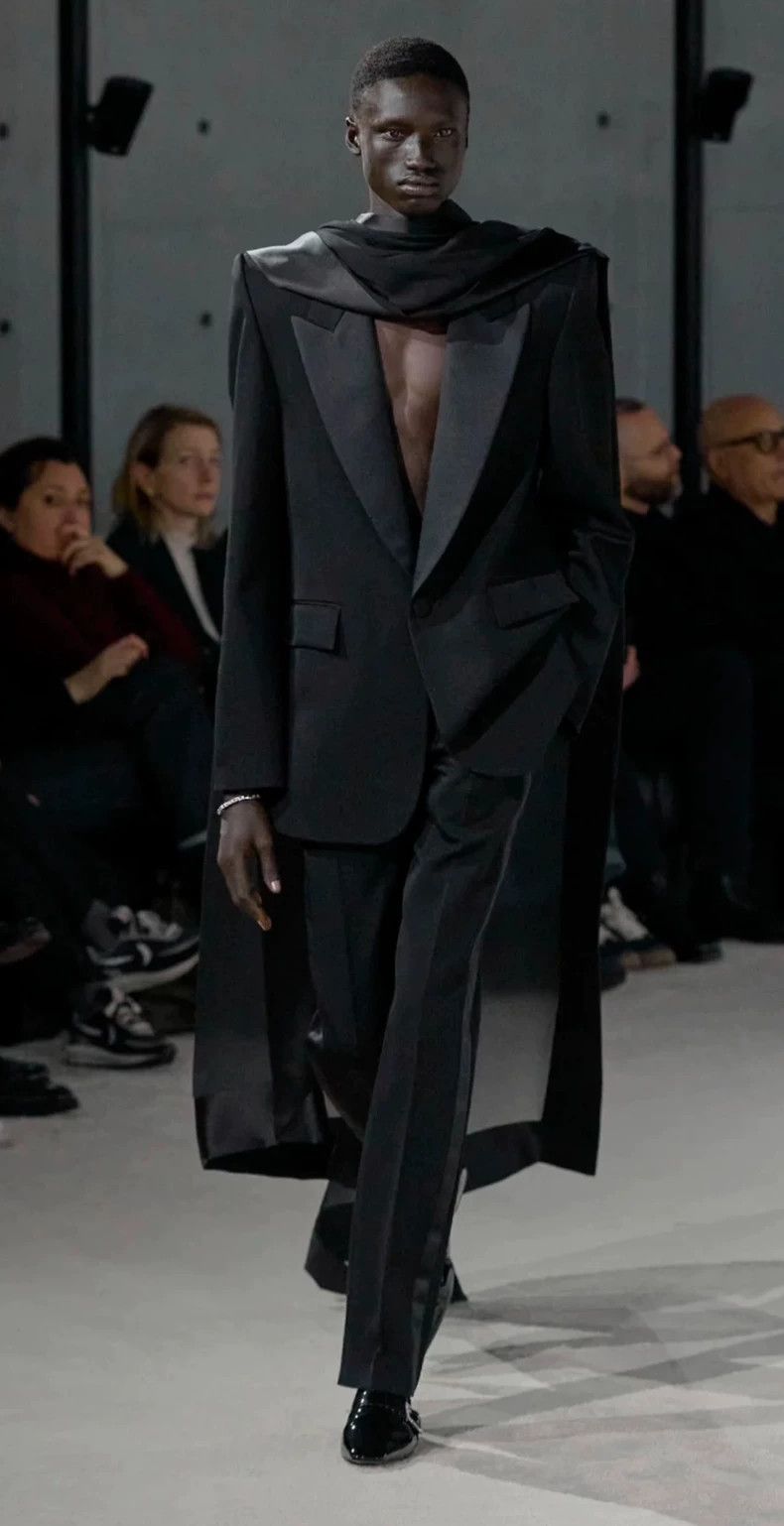 Yves Saint Laurent Saint Laurent 23 Show Style Wide Smoking Suit Coat 2502-Ne Size US S / EU 44-46 / 1 - 2 Thumbnail