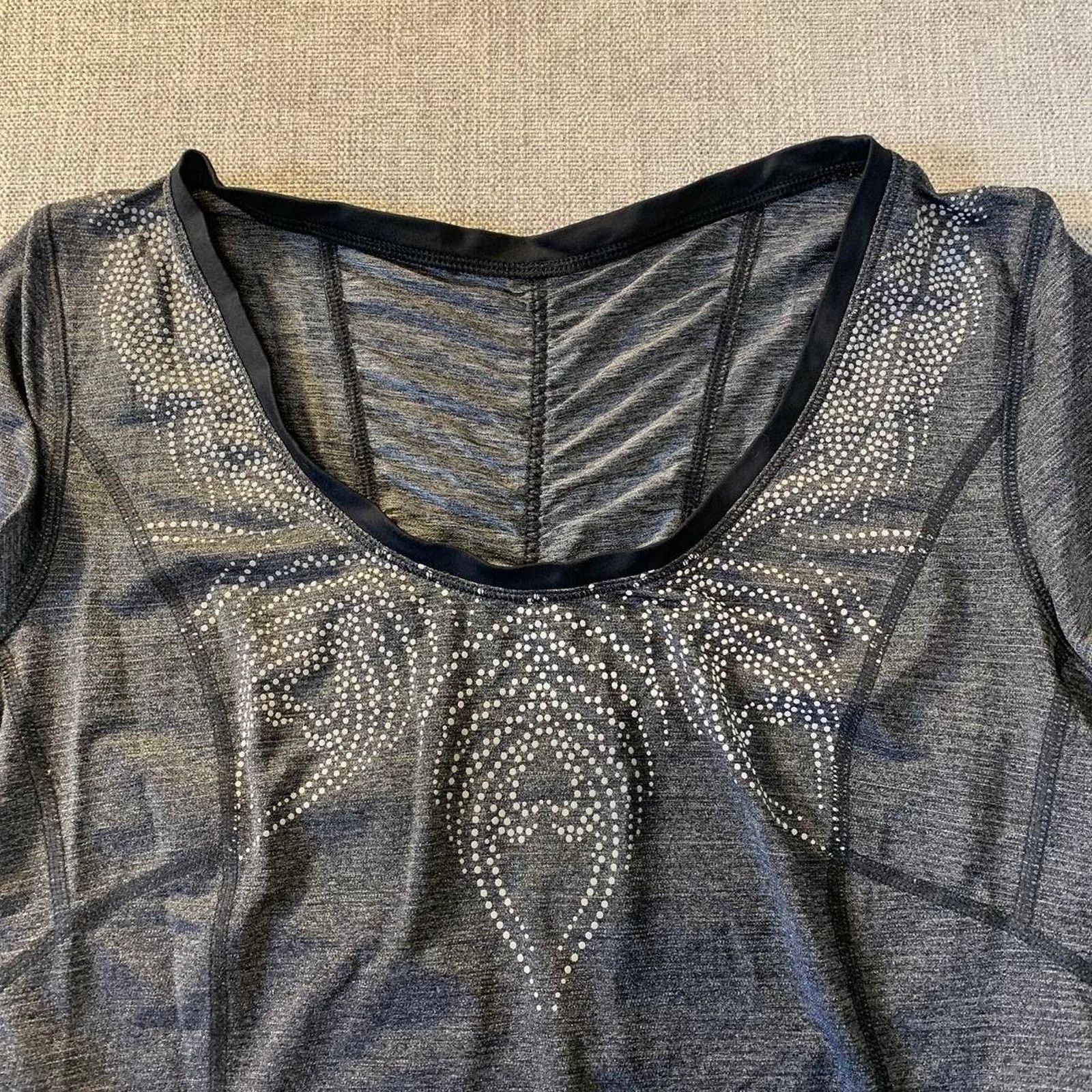 Lululemon Lululemon grey swiftly tech top gym outdoor Size L / US 10 / IT 46 - 5 Thumbnail