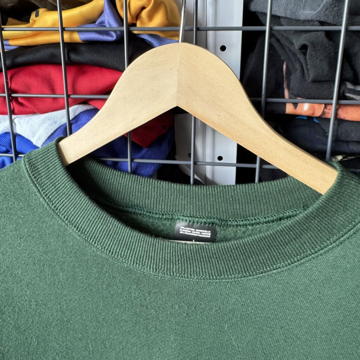 Vintage Vintage 1980s Skiing Bear Screen Stars Sweatshirt Size US L / EU 52-54 / 3 - 4 Thumbnail
