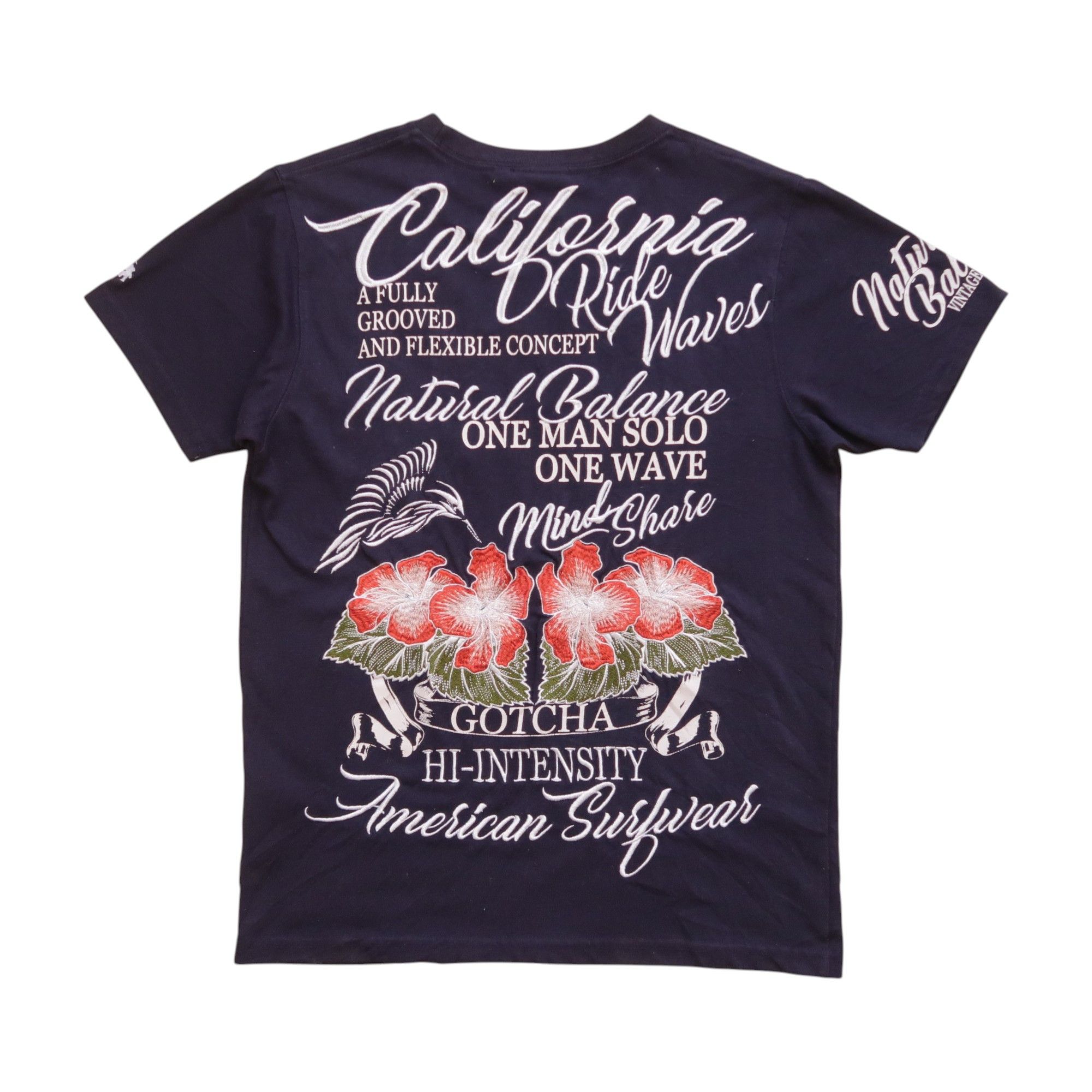 Japanese Brand 2000s Gotcha Surf Full Embroidered T-Shirt Size US S / EU 44-46 / 1 - 2 Thumbnail