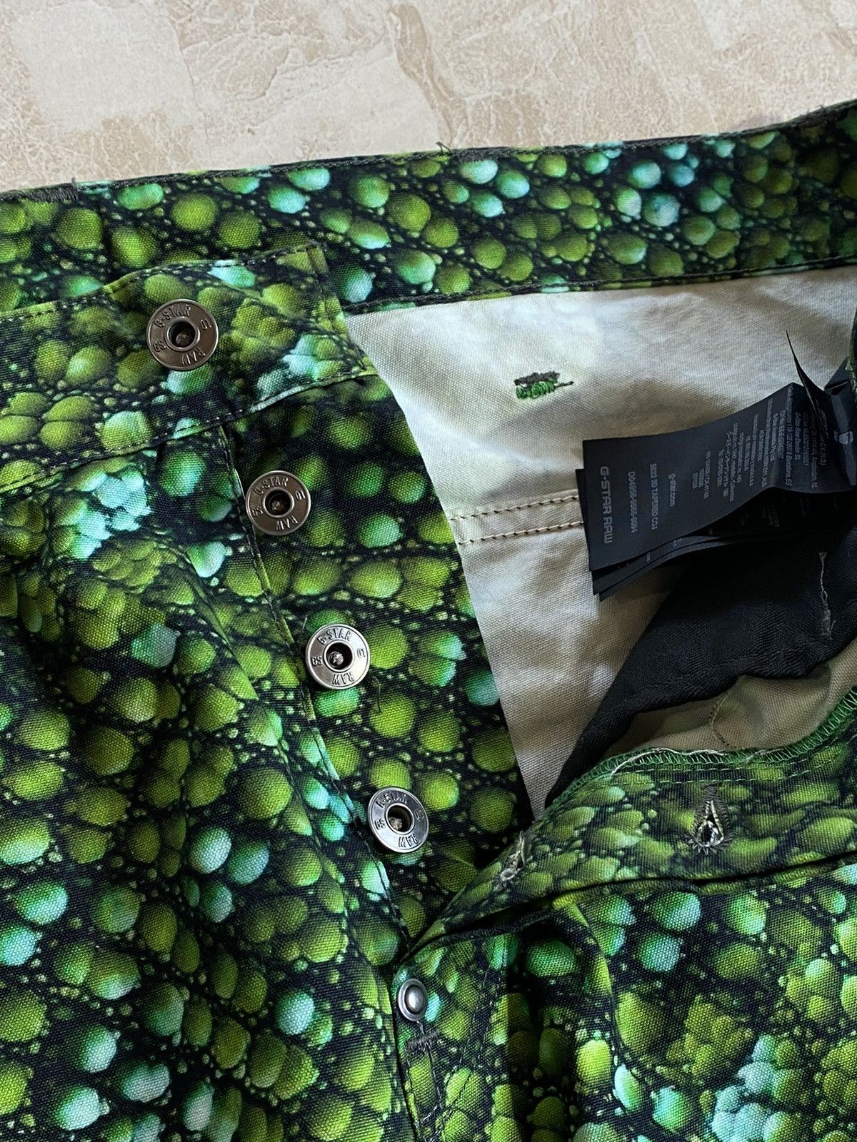G-Star × Pharrell Pharrell & Gstar elwood 3D 5622 green iguana pants Size US 29 - 12 Thumbnail