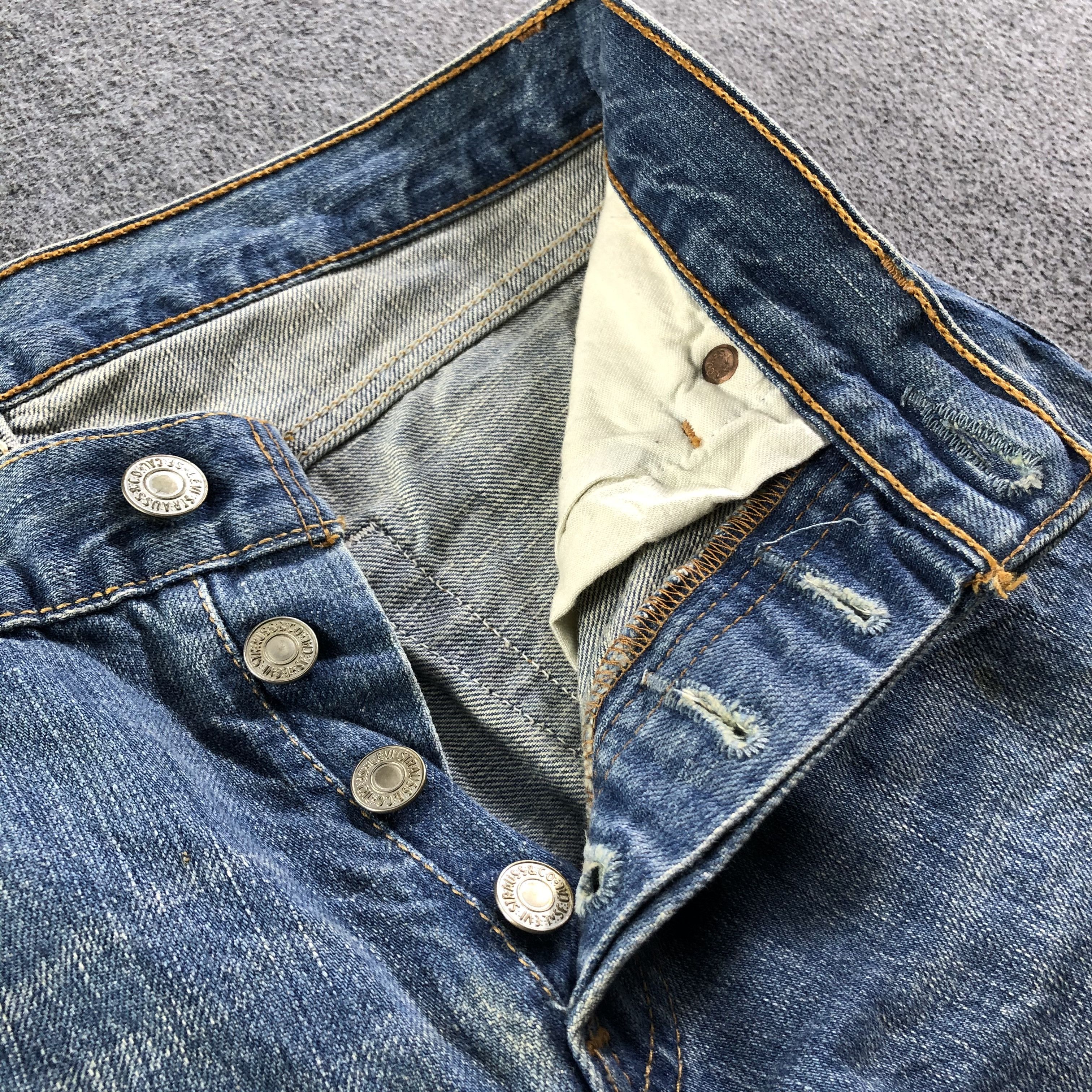 Levi's 90s Vintage Blue Wash Levis 501 Jeans-J3622 Size 29" - 8 Thumbnail