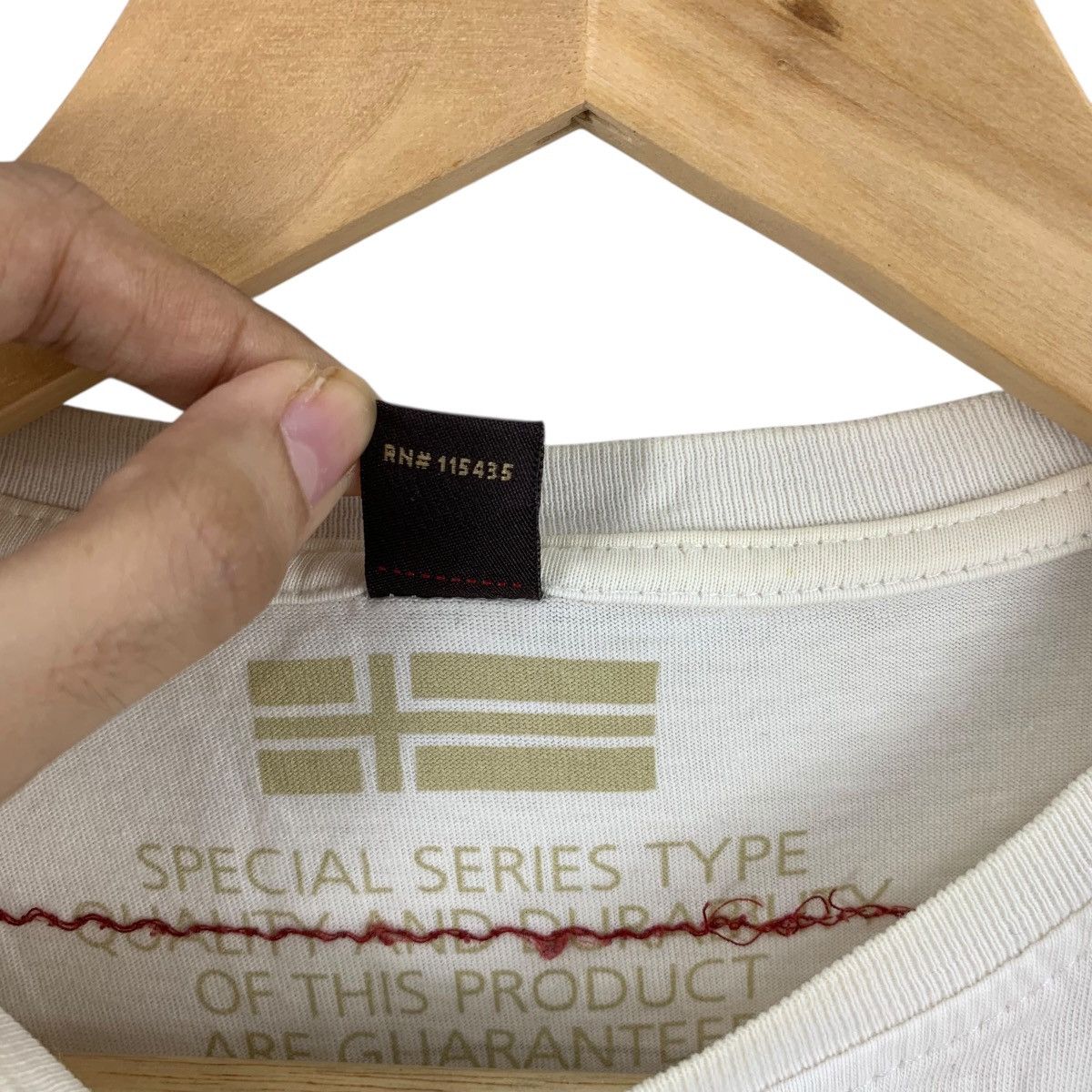 Napapijri NAPAPIJRI SPECIAL SERIES Collection Geographic Tee Shirt Top Size S / US 4 / IT 40 - 9 Thumbnail