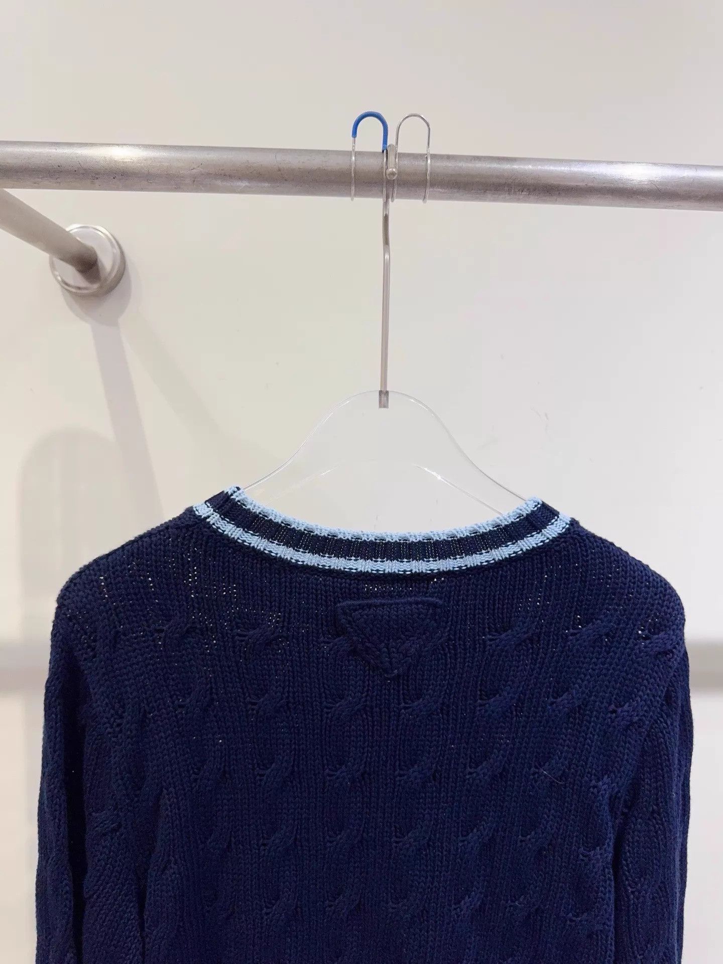 Prada Prada New Navy Top 38 Size XS / US 0-2 / IT 36-38 - 4 Thumbnail