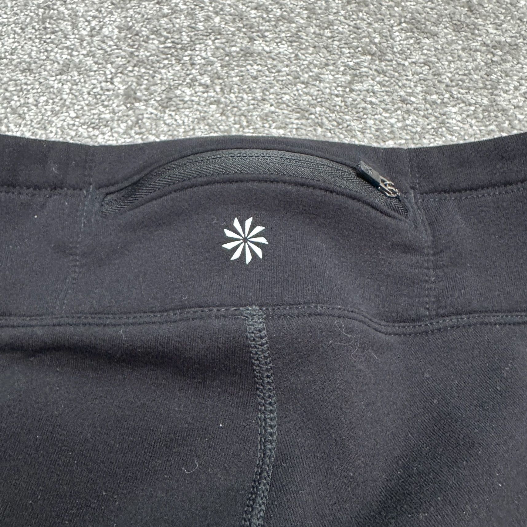 Athleta Athleta Leggings Womens XXS Black Fleece Pocket Active Polartec Power Stretch 2 Size 24" / US 00 / IT 34 - 5 Thumbnail